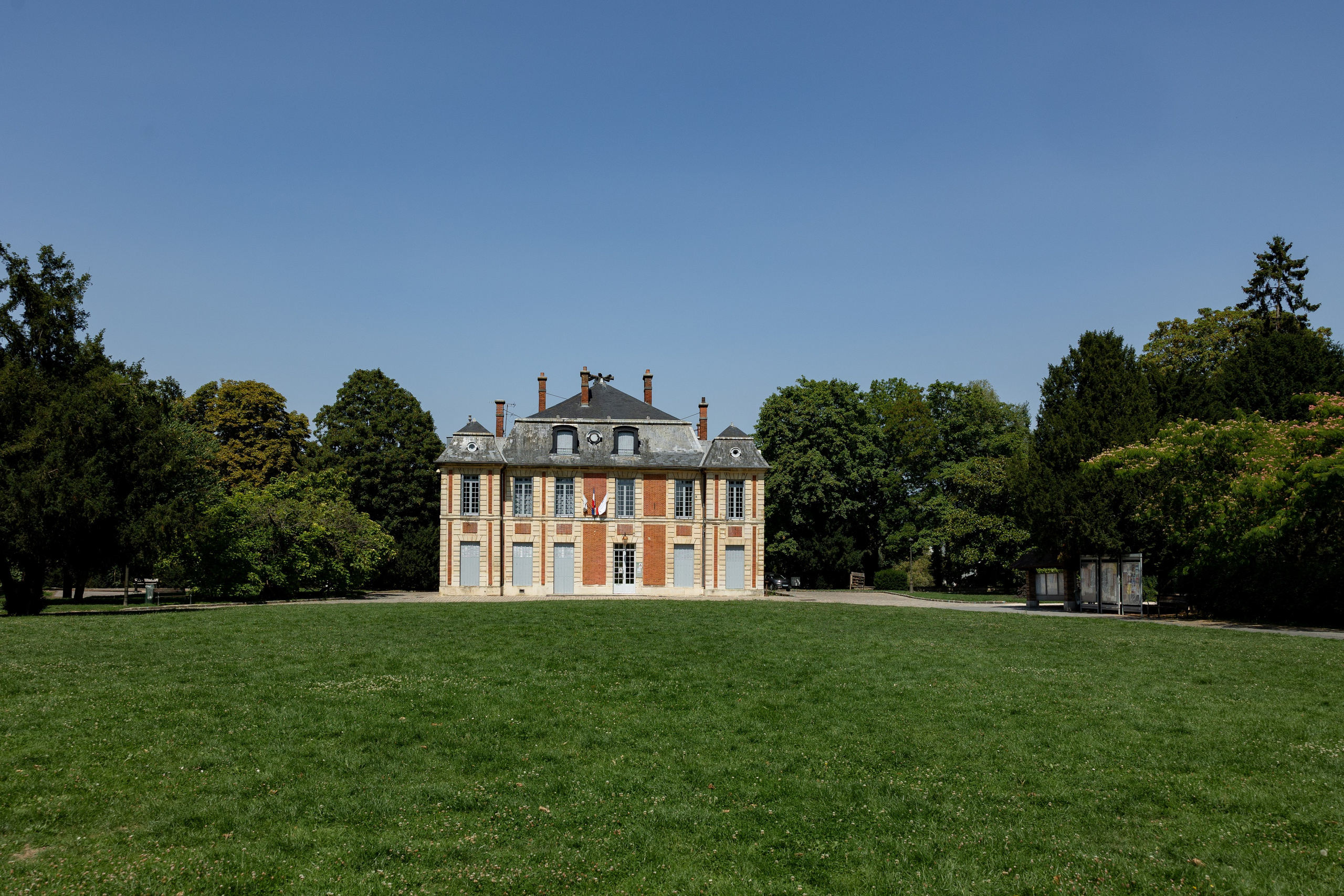 Cristina & Louis, La DÎME