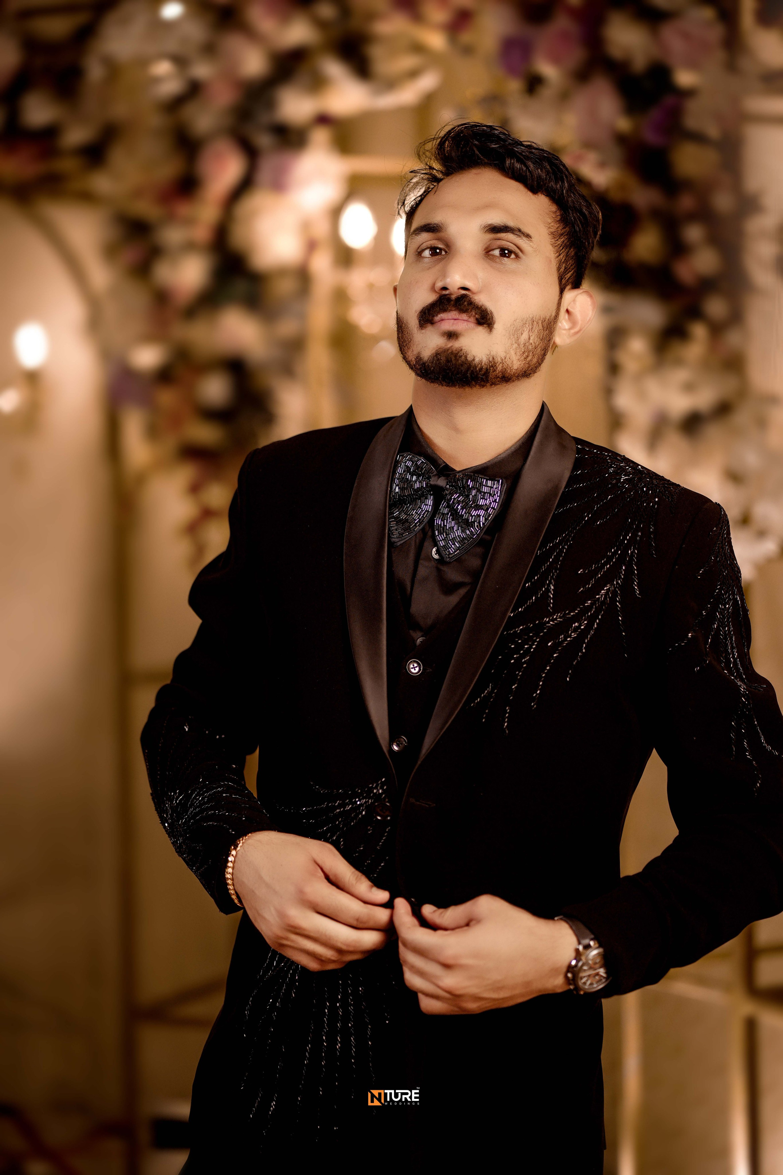 PHOTOS. NTURE WEDDING