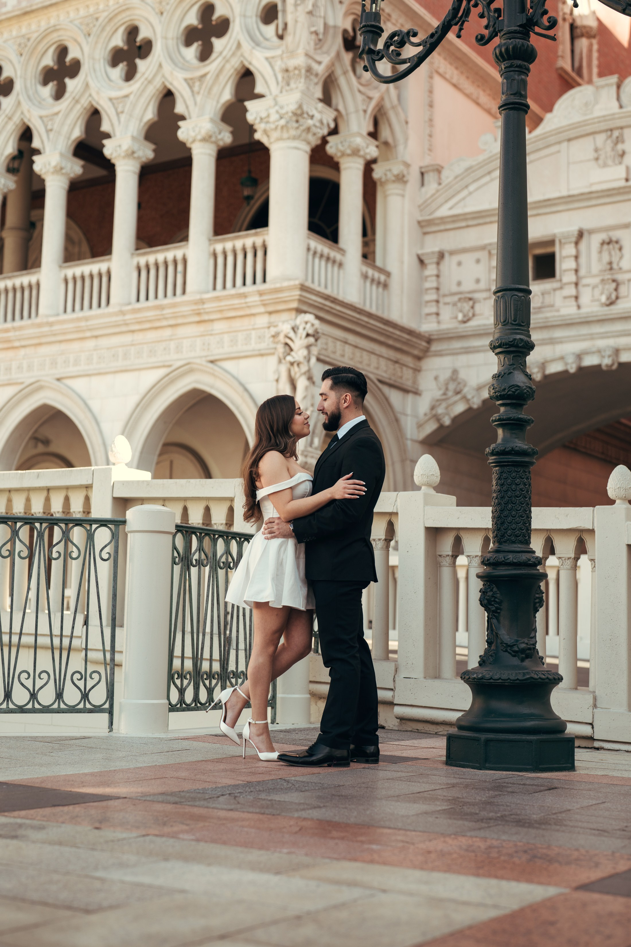 Kasandra&Viktor. Wedding & elopement photographer Viktoriya Kravtsov. Las Vegas