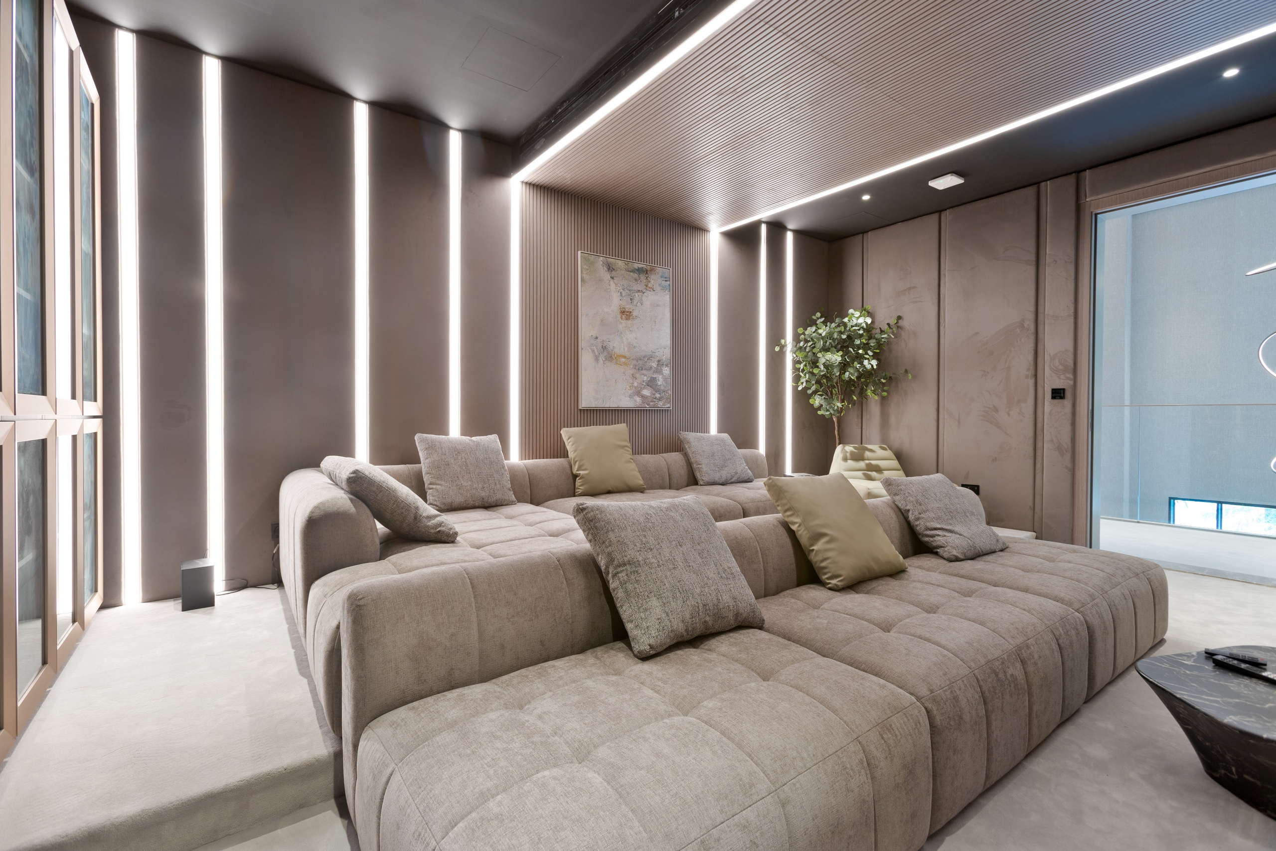 Luxury Villa — Emirates Hill. Samy Mar Boy │Portrait, Automotive and Real Estate Photographer