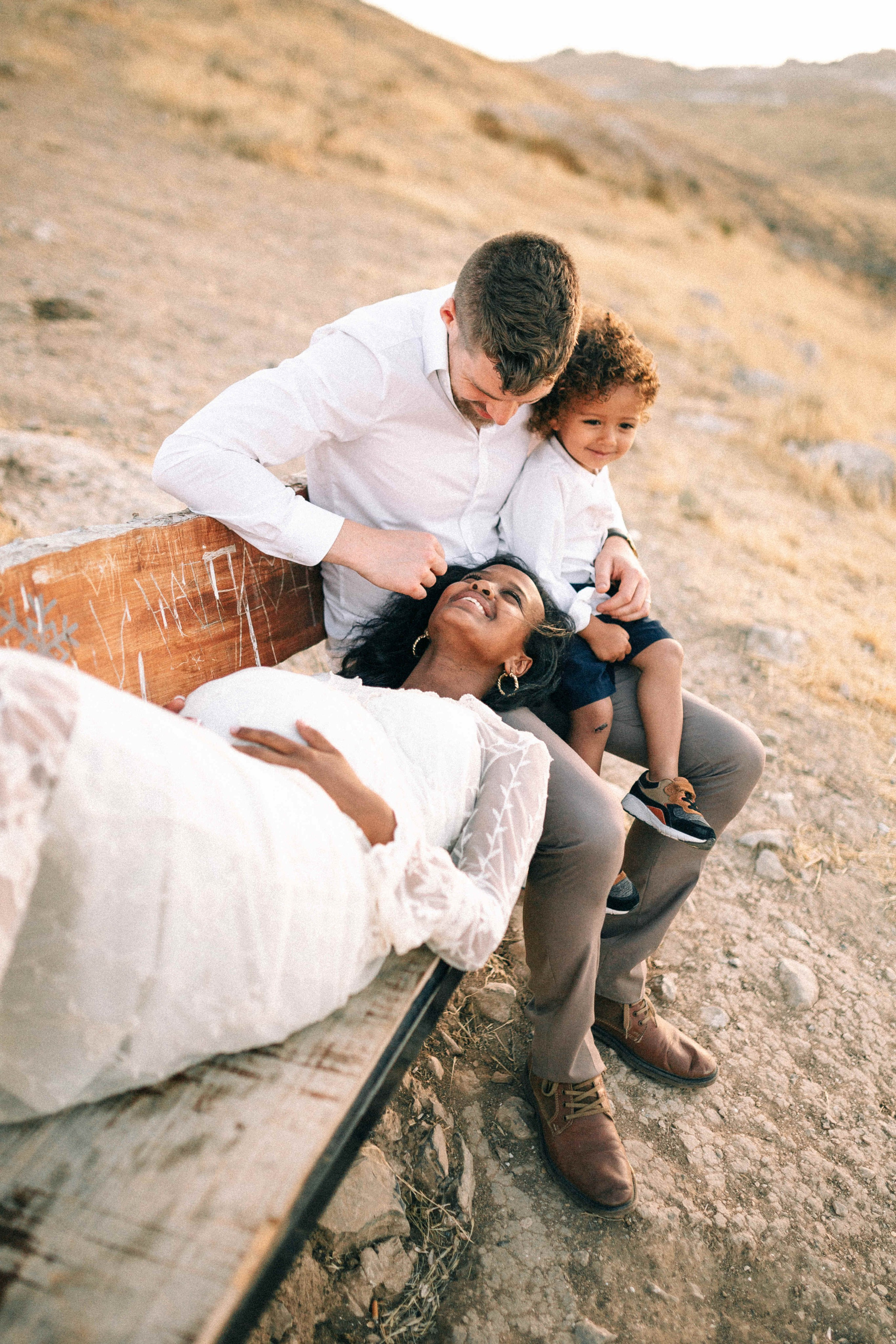 PHOTO SESSION IN THE DESERT NEAR MAALE ADUMIM. PHOTOGRAPHER IN ISRAEL