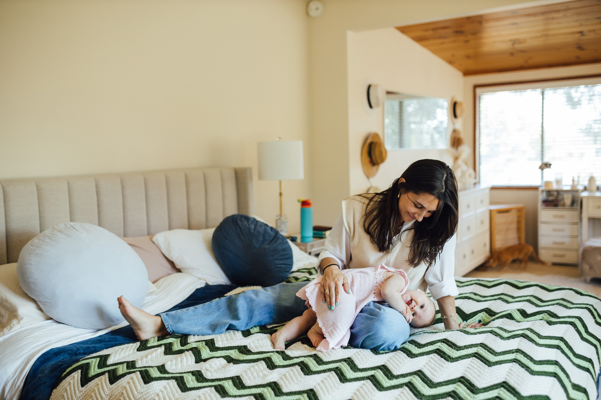 Home Photo Session. Maternity, newborn photographer in the Bay Area|Iryna Rakivnenko