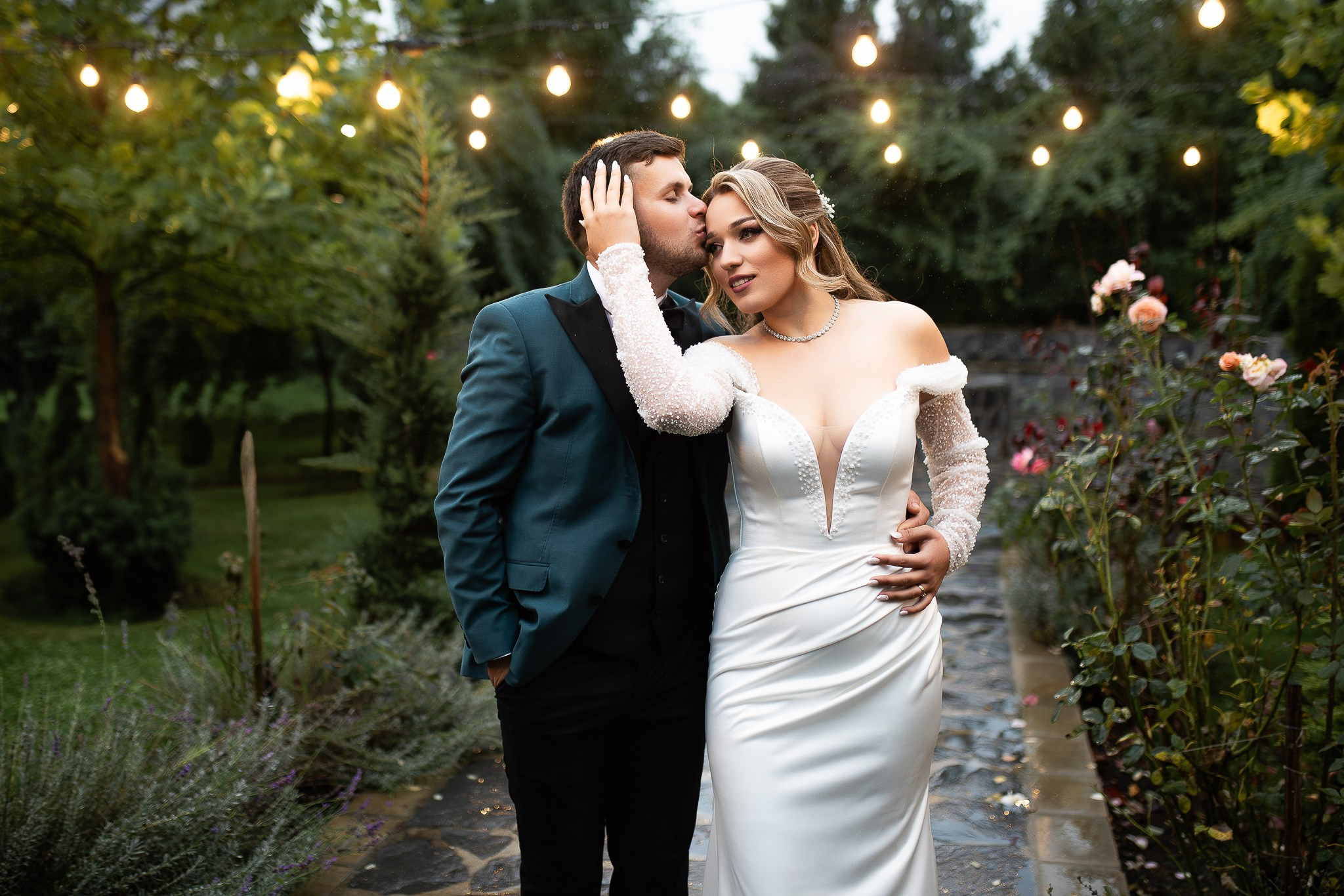 Valentina & Marian. Vlad Aconstantinesei Photographer