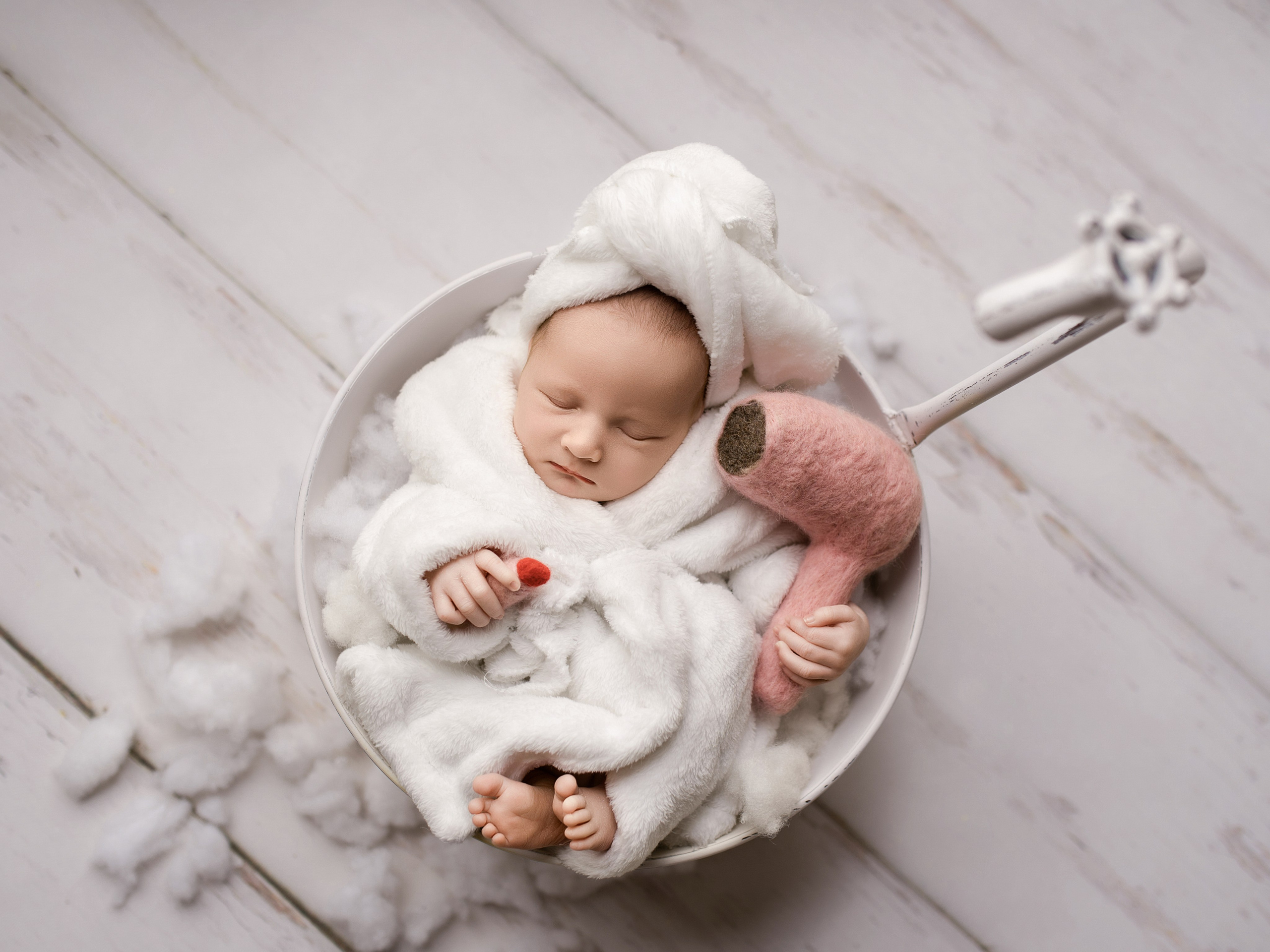 Esu Aleksandra naujagimių ir kudikių fotografė iš Vilniaus