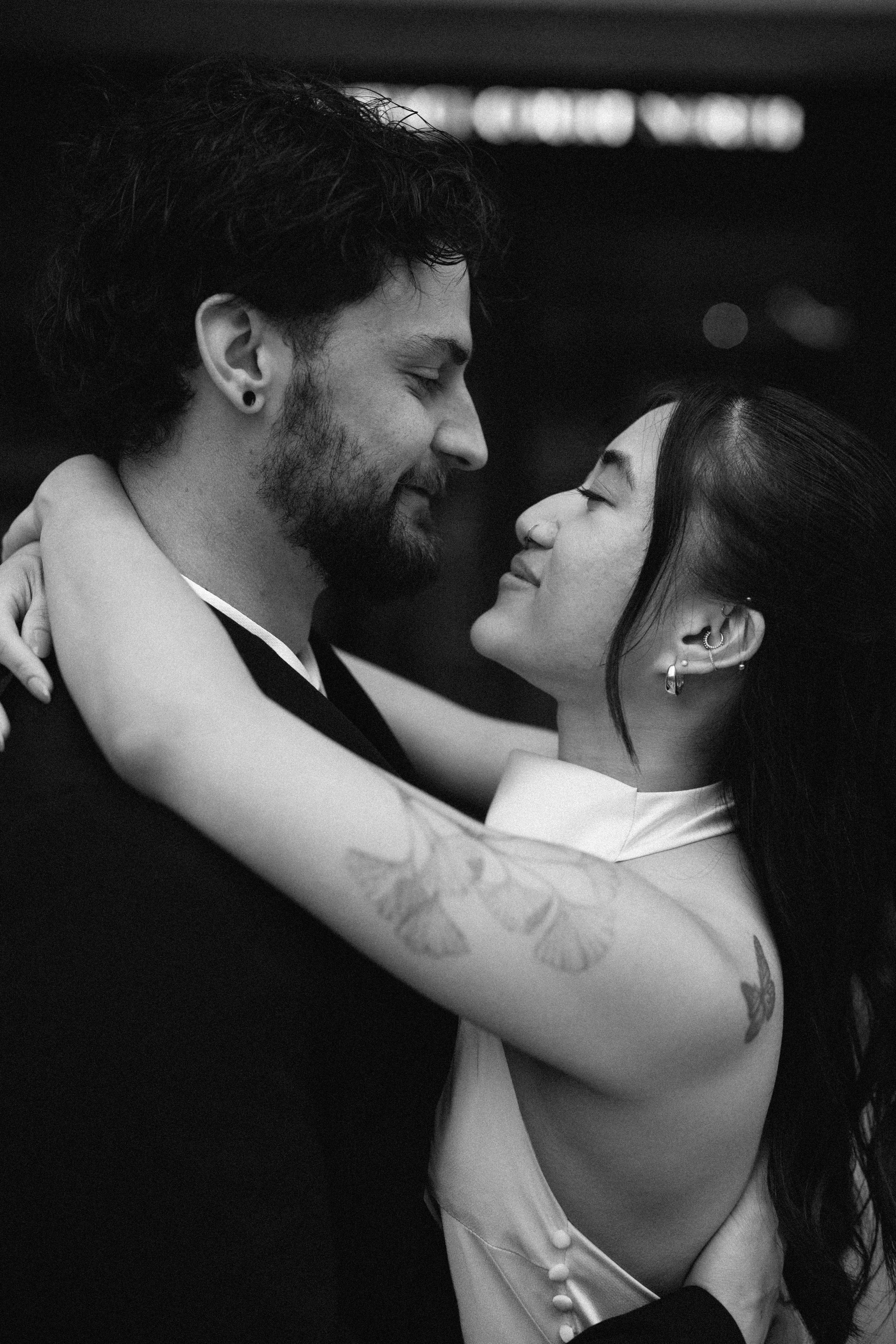 Engagement Session — Downtown Toronto. Anna Leb Photo