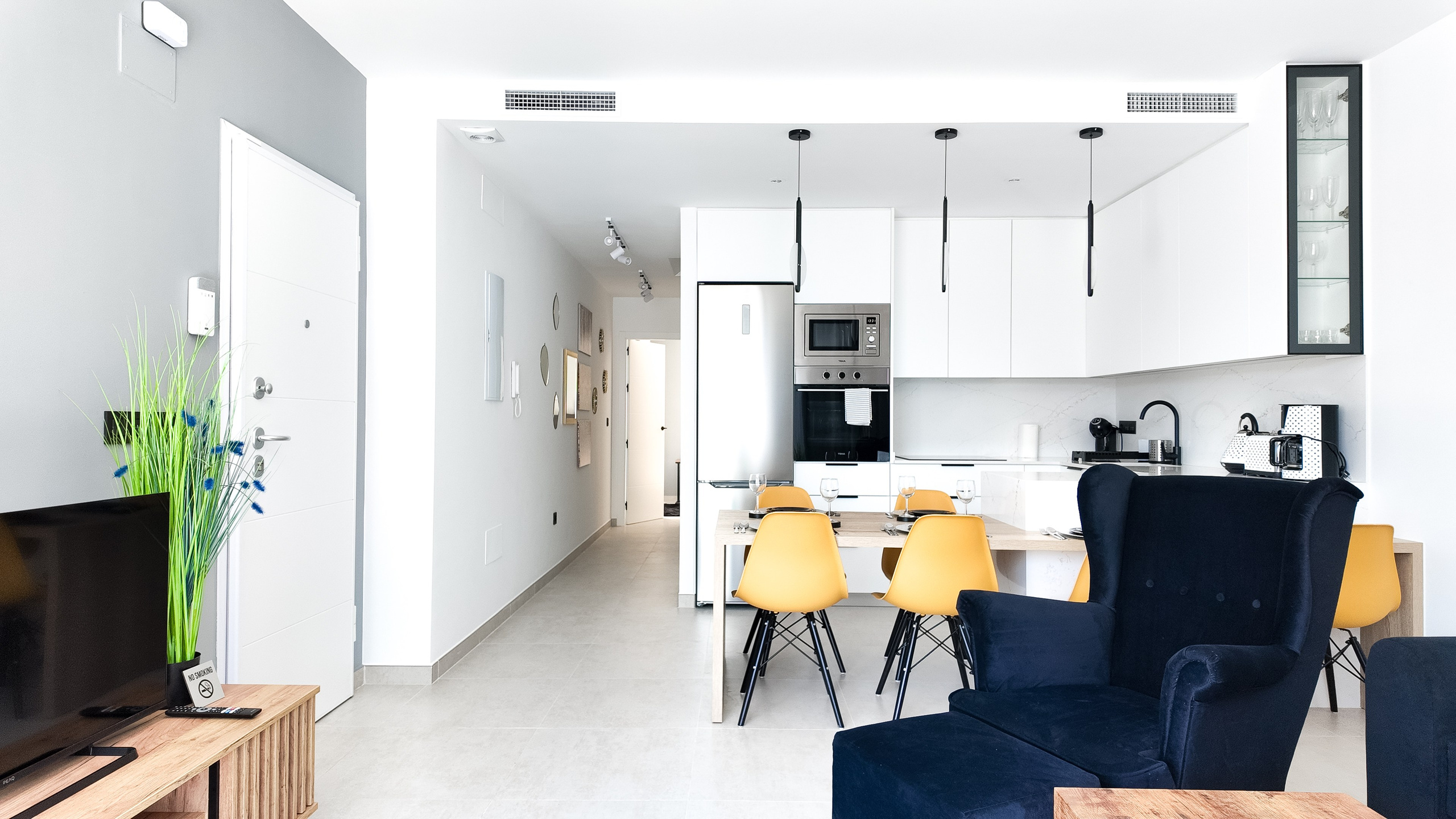 VILLA Luna I&M GROUP. Baby Beast