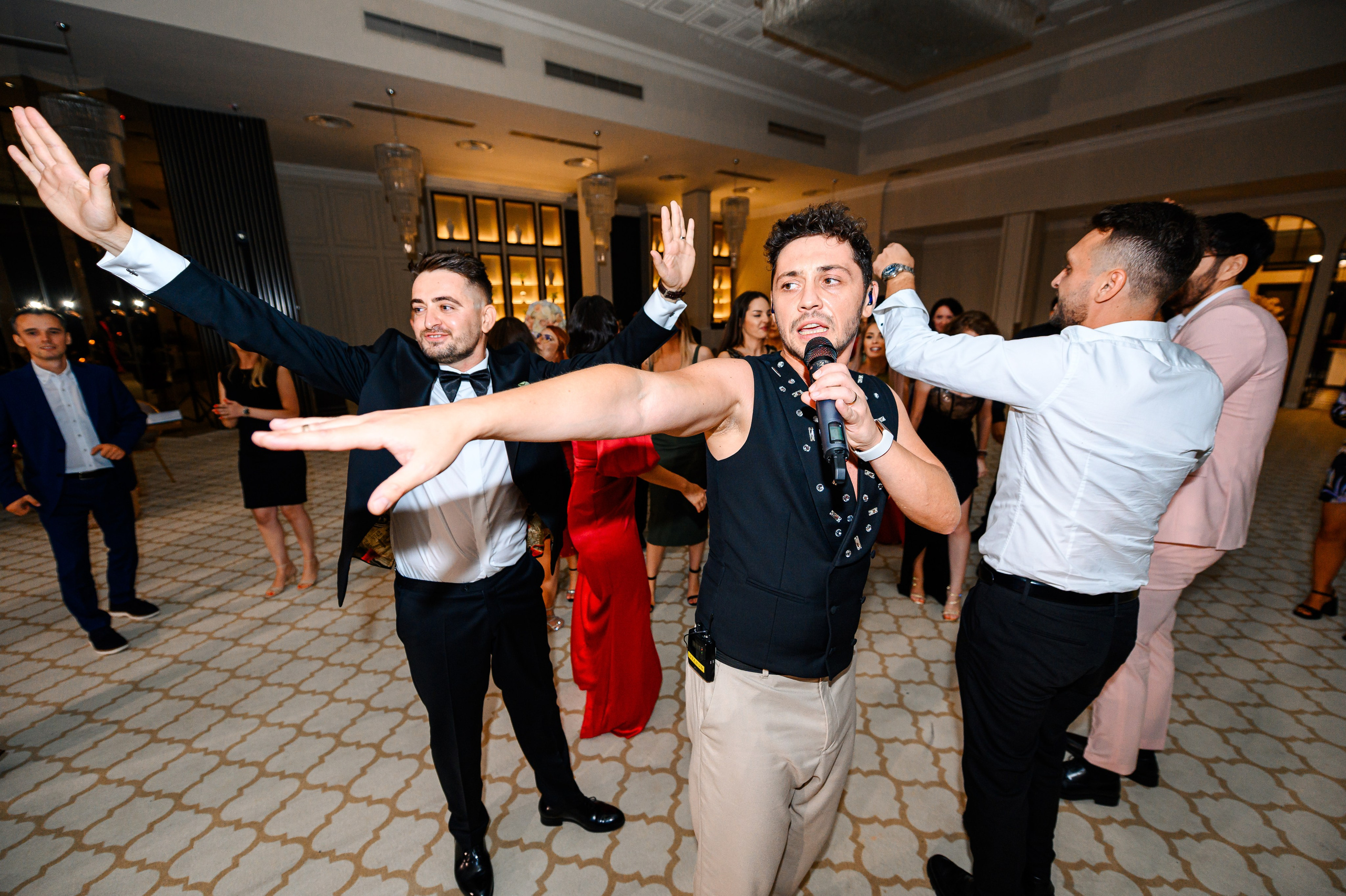 Madalina & Ovidiu. Mugurel Olteanu Fotograf