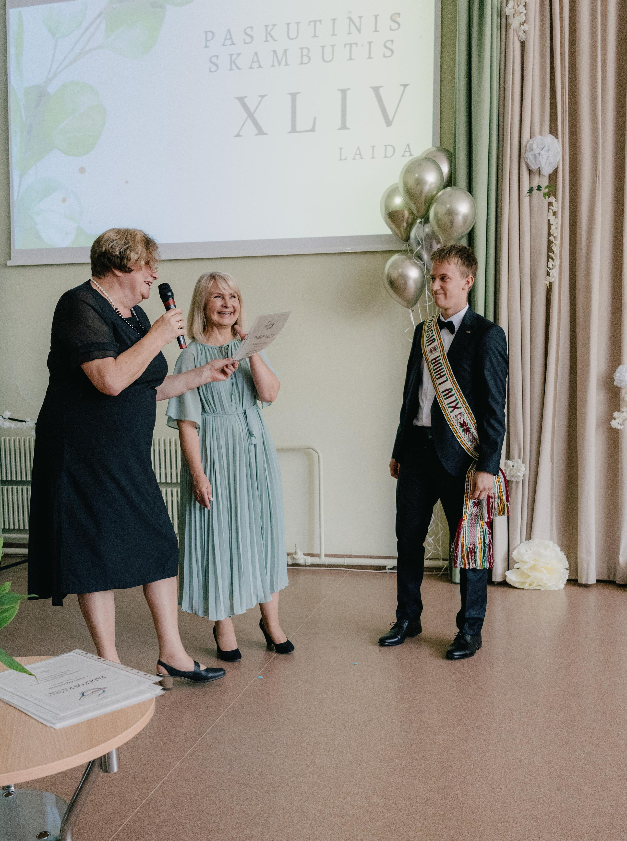 XLIV laida. Fotografė Aleksandra Samozvanova