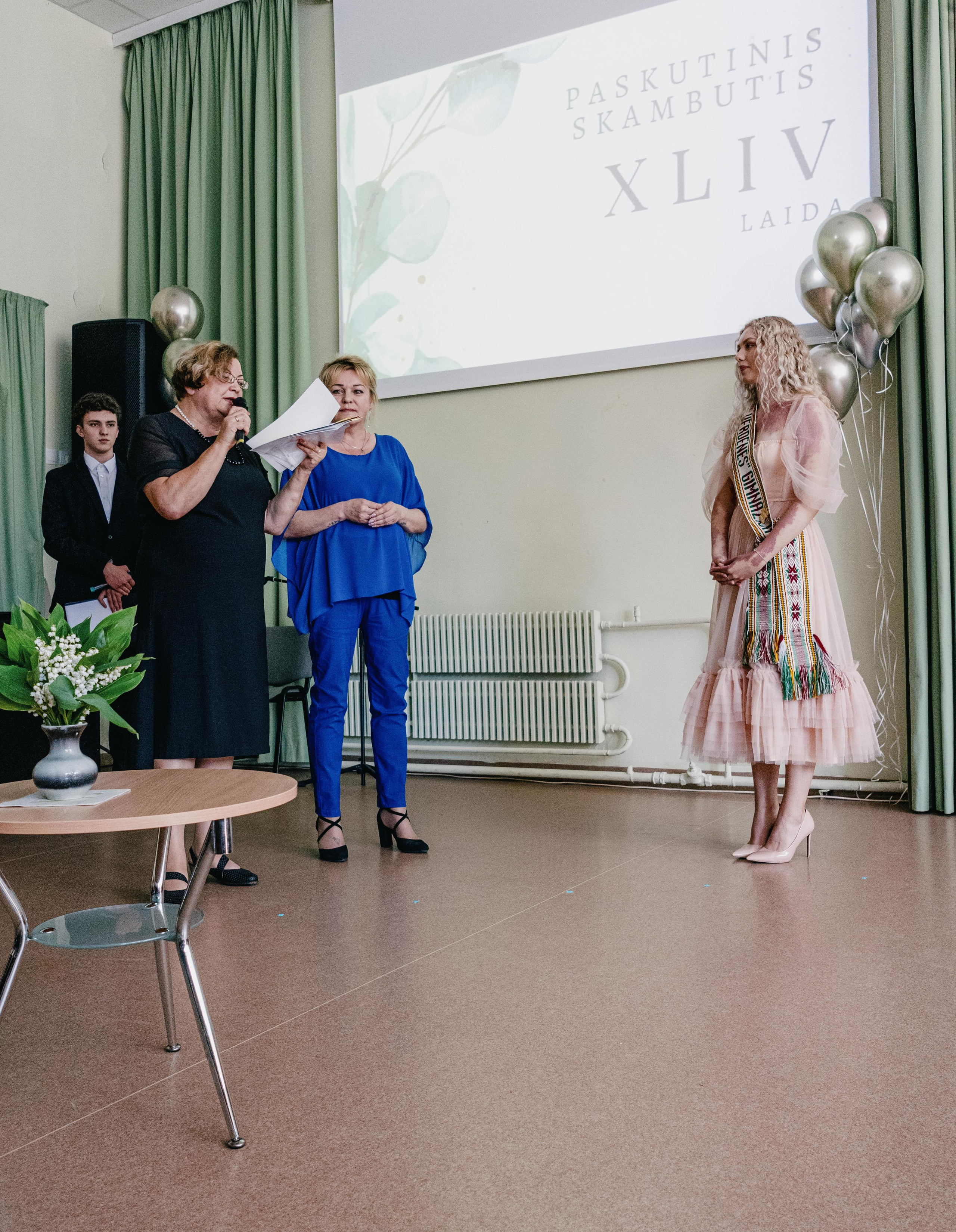 XLIV laida. Fotografė Aleksandra Samozvanova