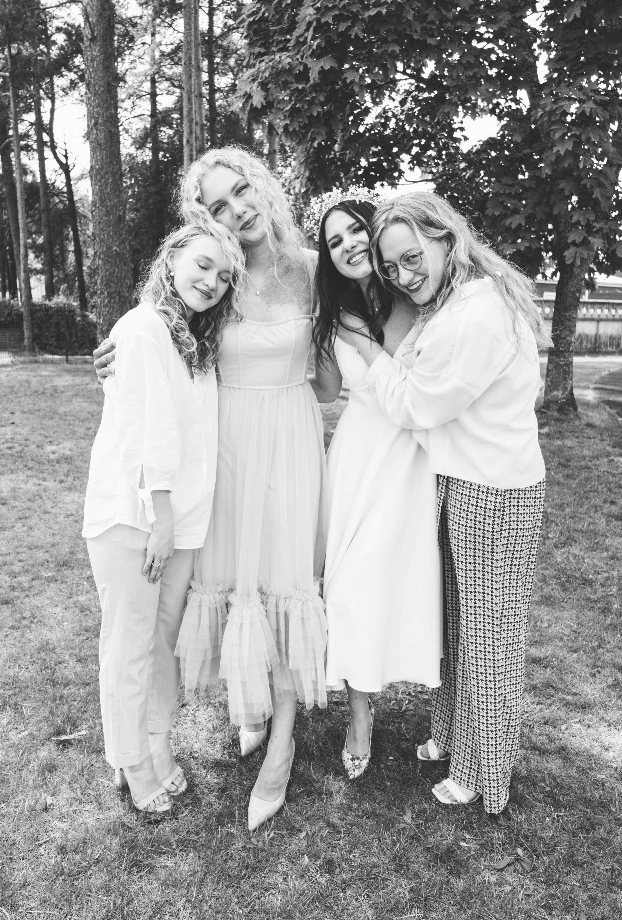 XLIV laida. Fotografė Aleksandra Samozvanova