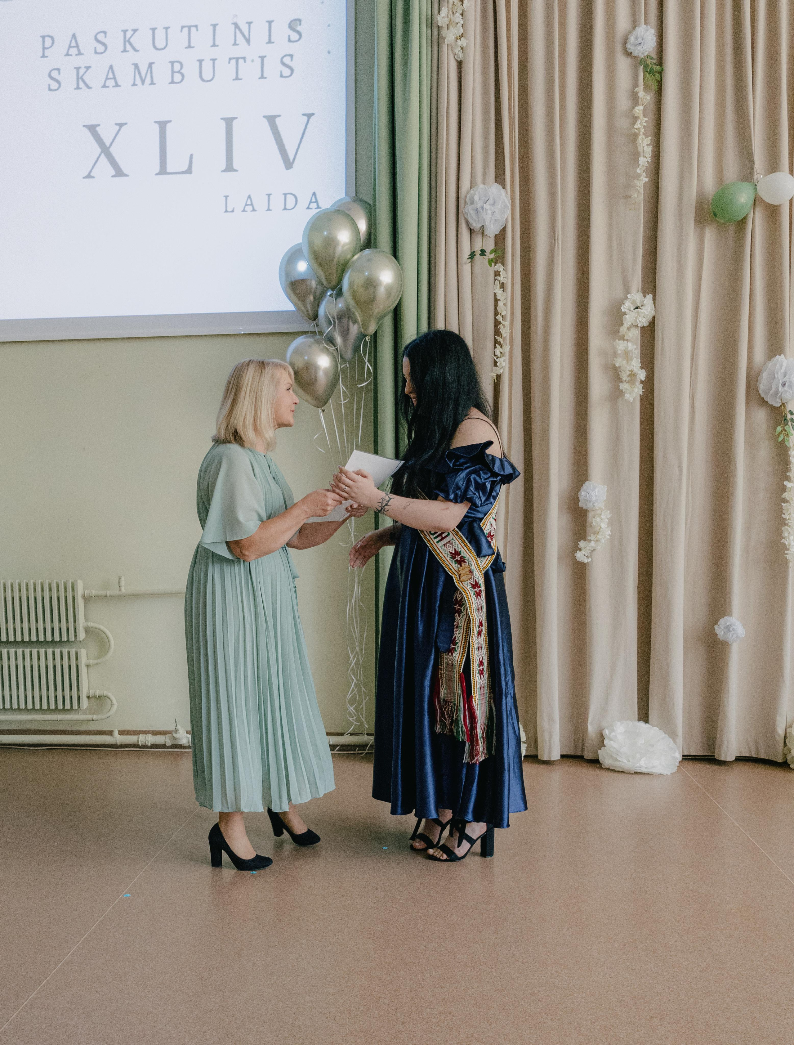 XLIV laida. Fotografė Aleksandra Samozvanova