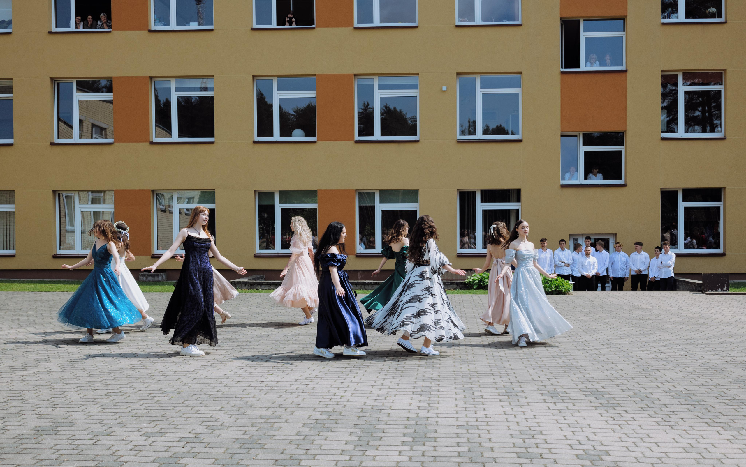 XLIV laida. Fotografė Aleksandra Samozvanova