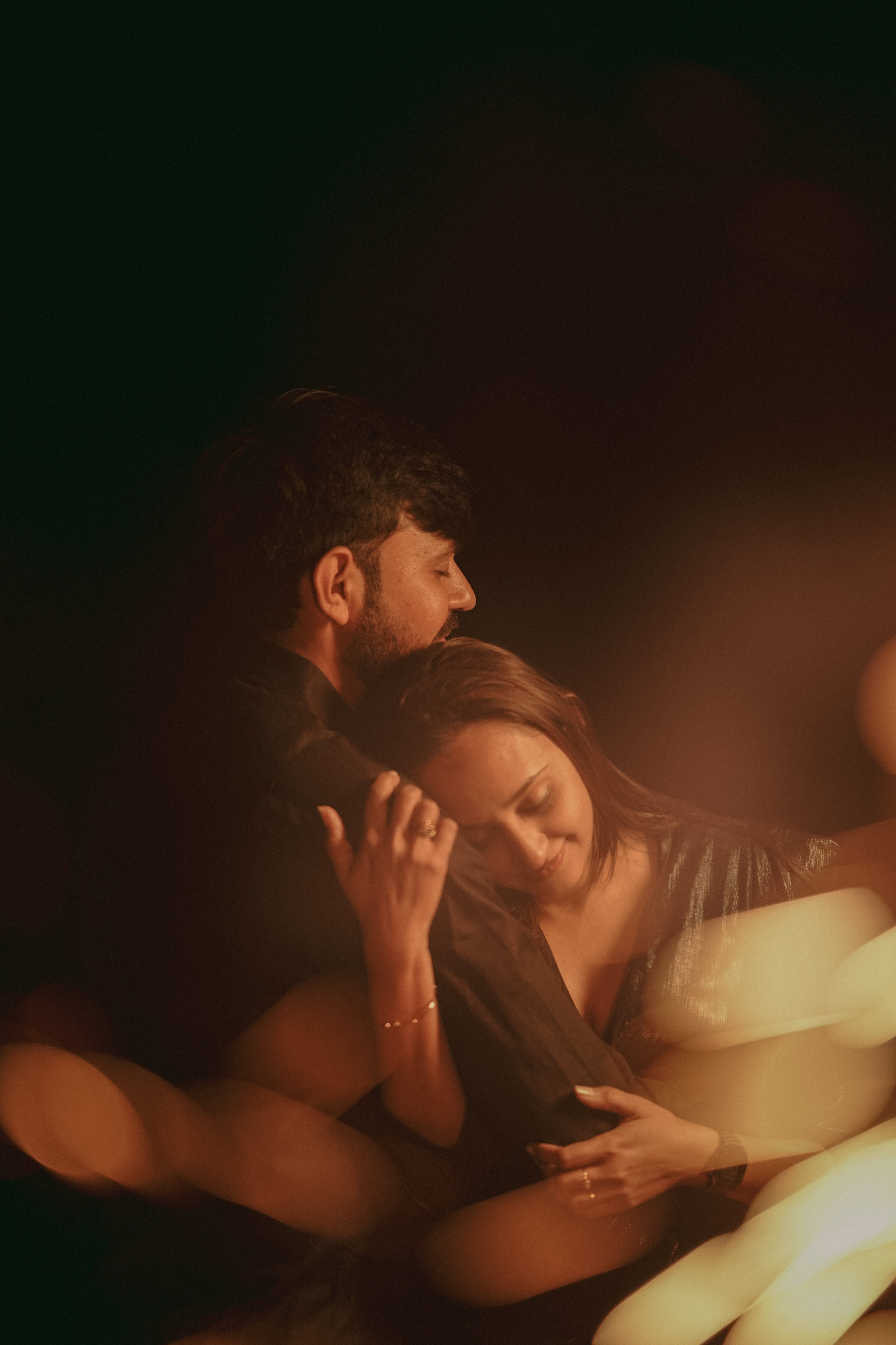 COUPLE SESSIONS. Love Emotions Weddings