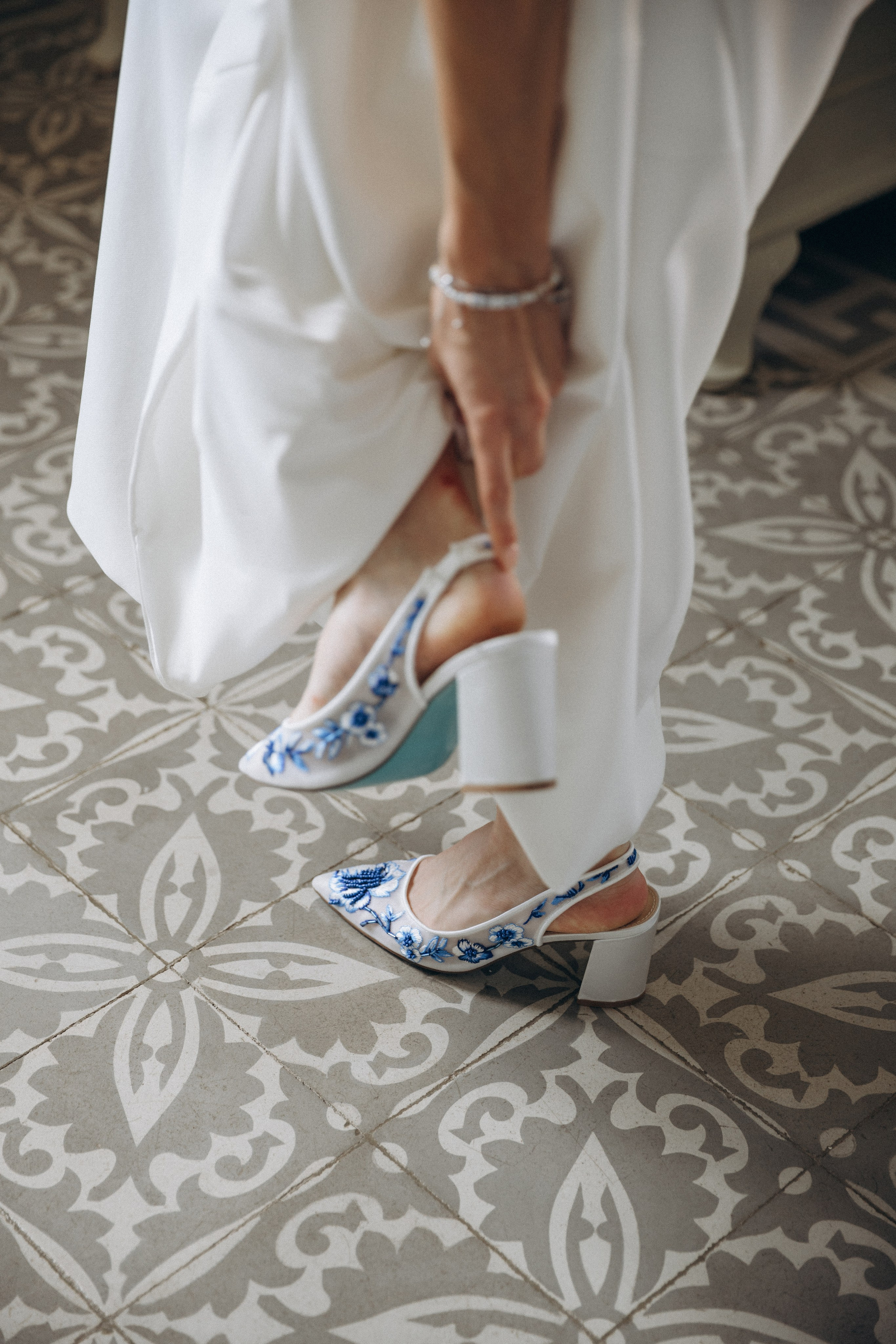 Hollis & Enrique. Villa Blanca. Paola wedding photographer / videographer in Barcelona