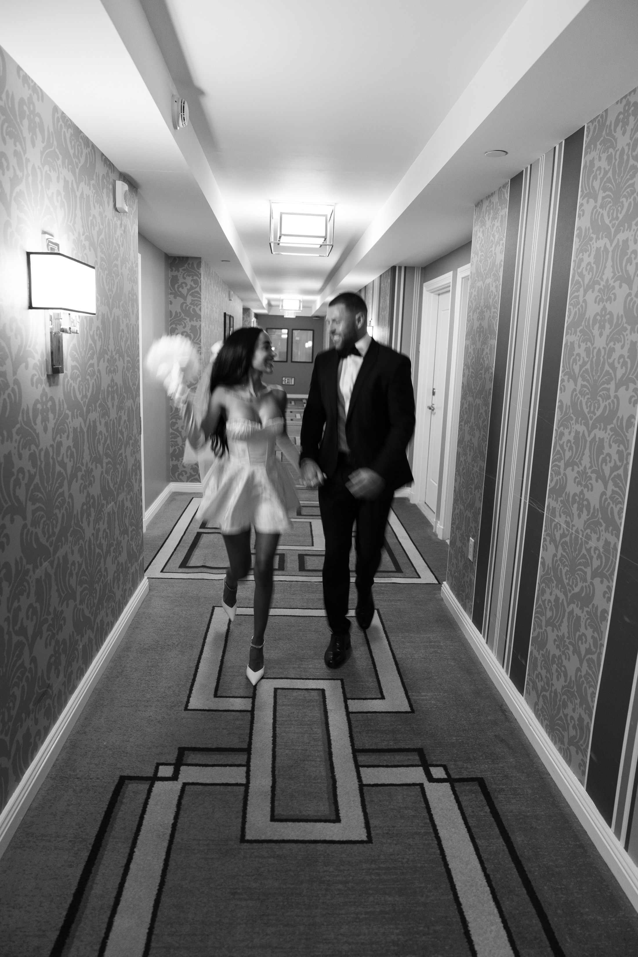 S&C. Wedding & elopement photographer Viktoriya Kravtsov. Las Vegas