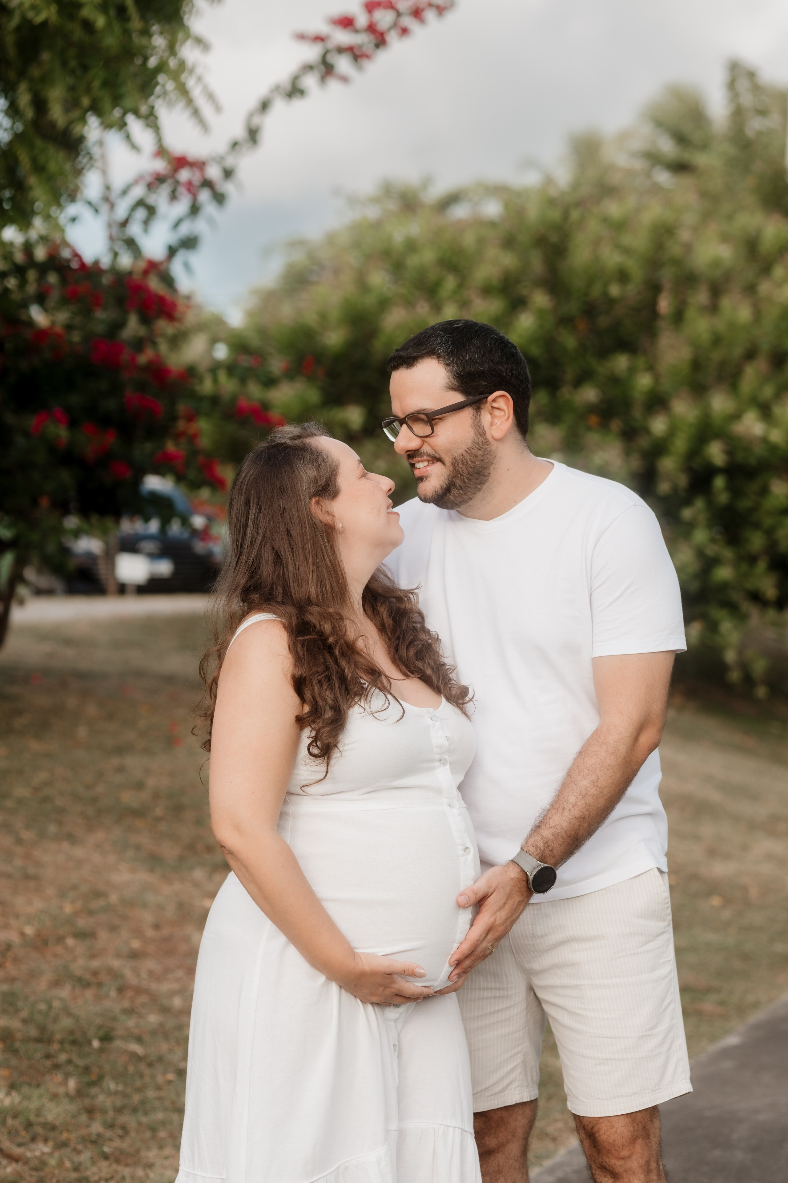 retrato de casal em ensaio gestante