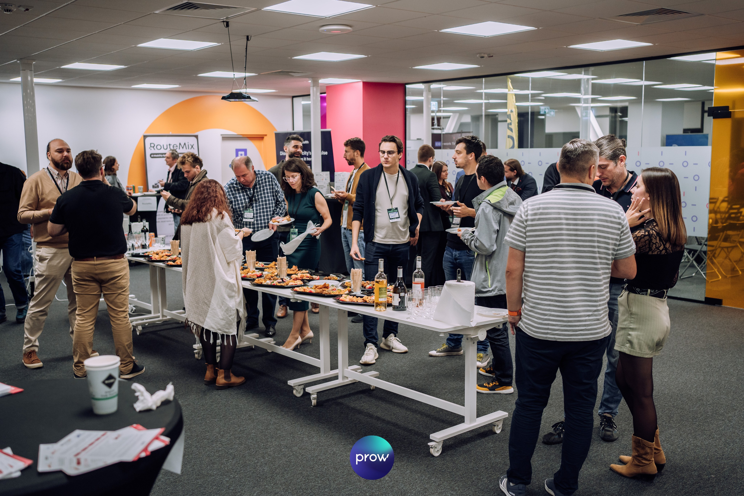 InVest DemoDay @ Cowork. Cozac Cristian Photographer