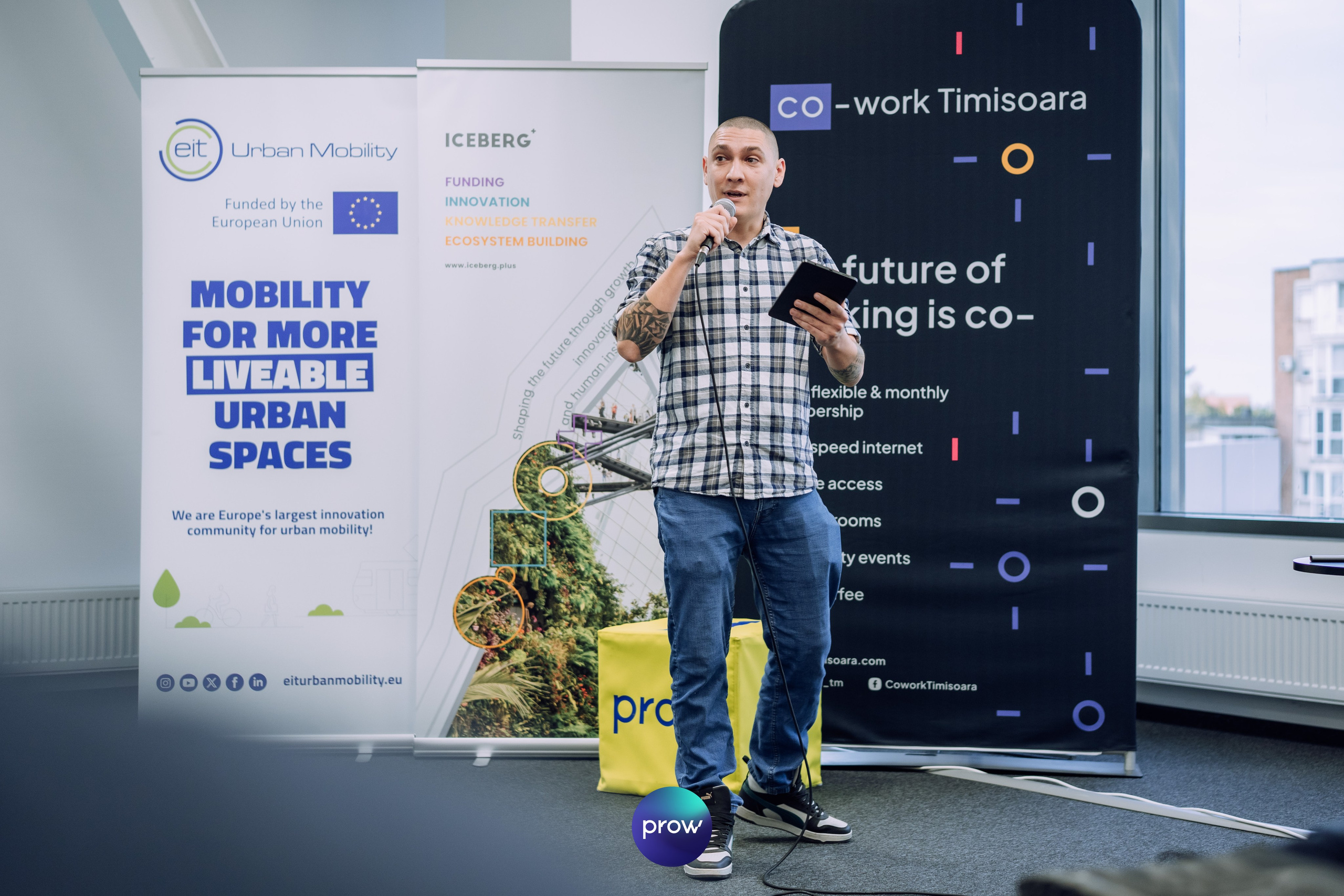 InVest DemoDay @ Cowork. Cozac Cristian Photographer