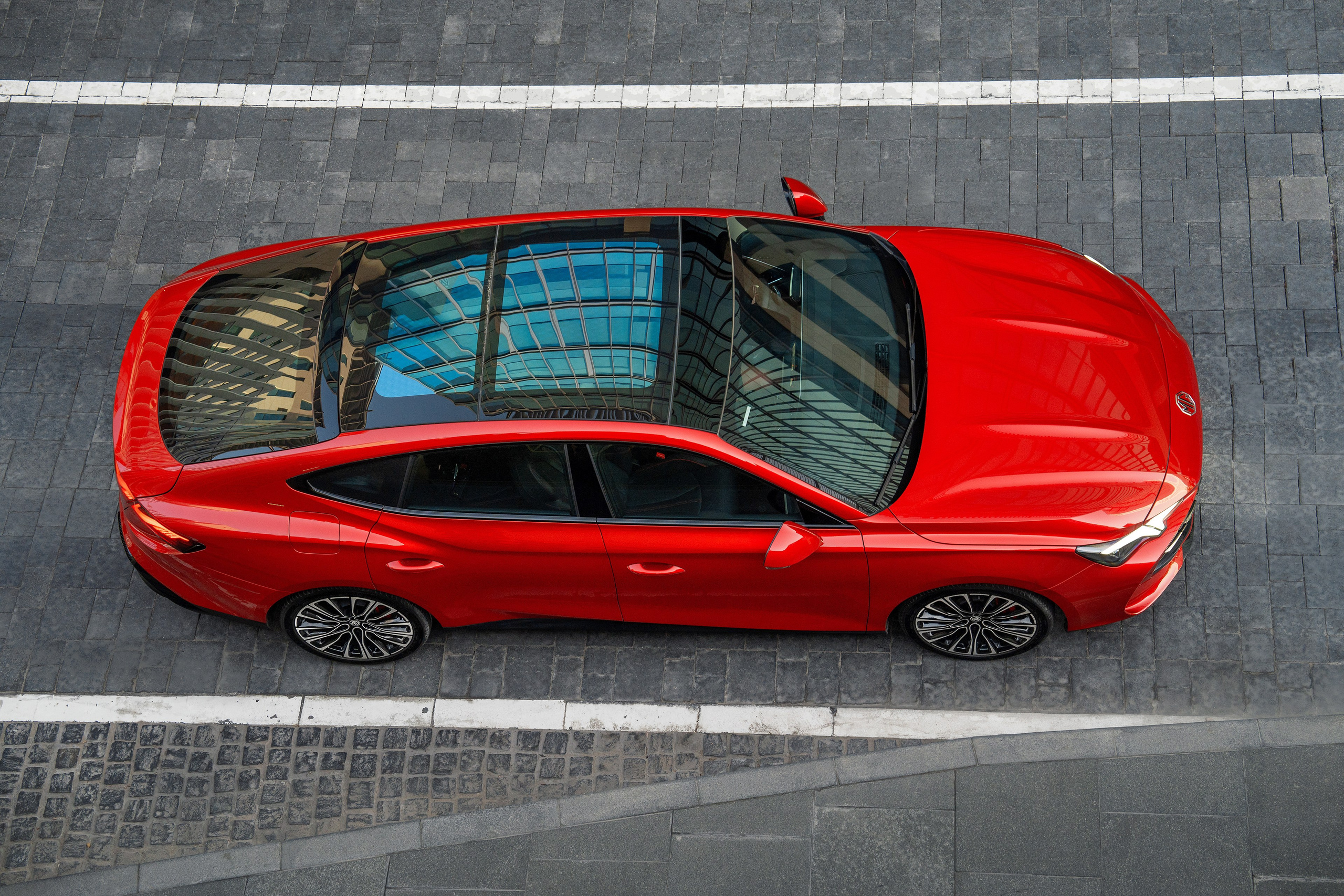 Automotive Photography Dubai — Denys Gromov. Denys Gromov