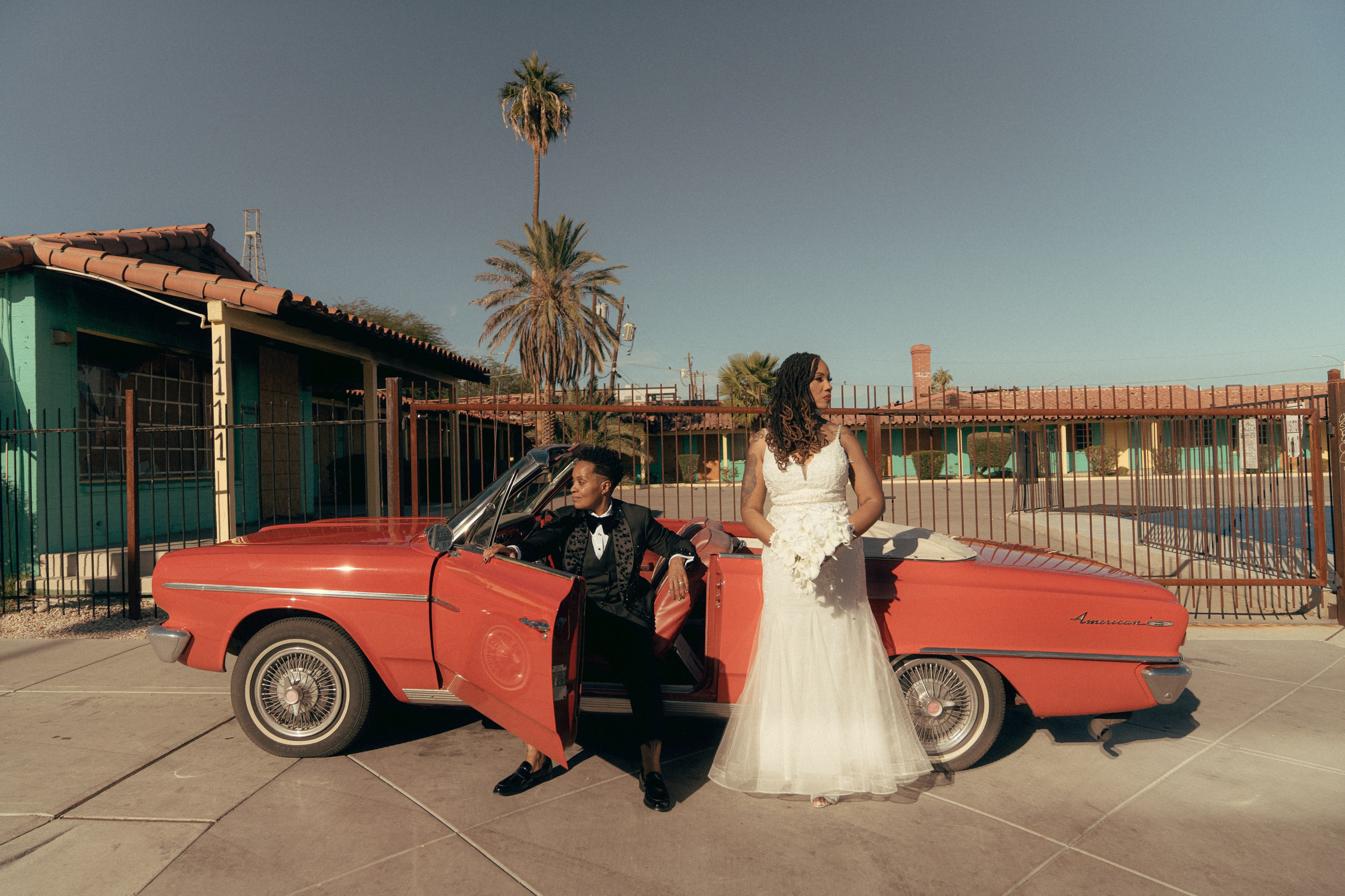 Erica&Shacazia. Wedding & elopement photographer Viktoriya Kravtsov. Las Vegas