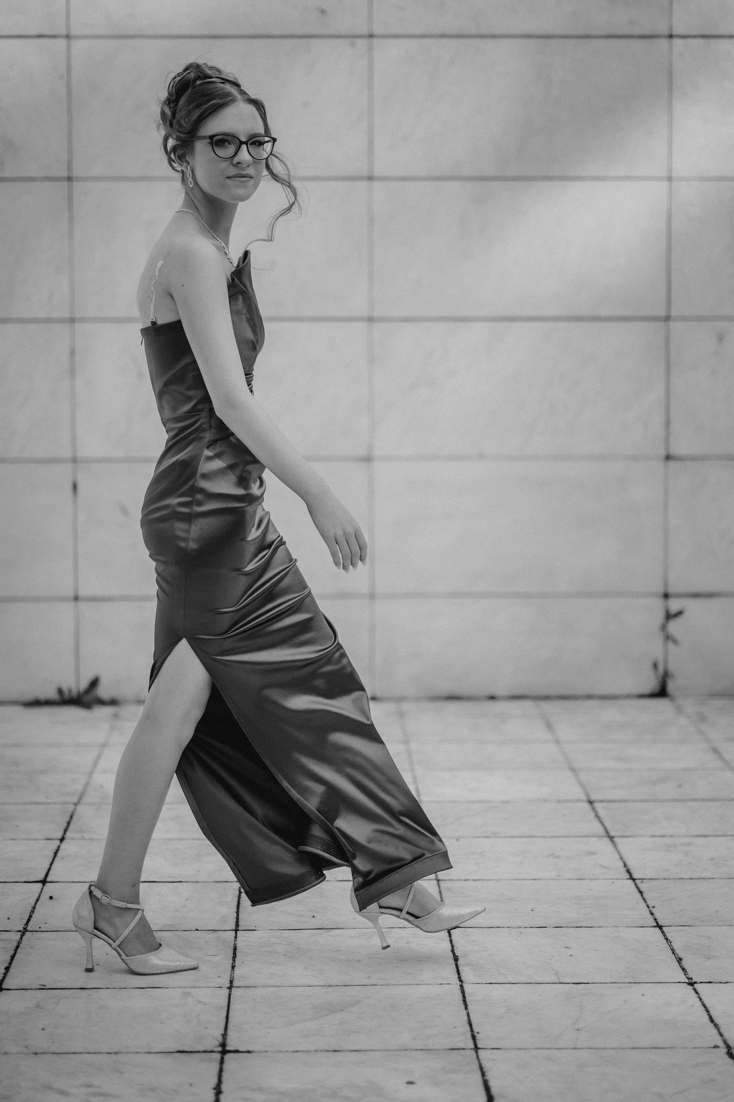 Matursko fotogafisanje Marina Liliom. Aleksandar Šećerov photographer and videographer in Subotica, Serbia