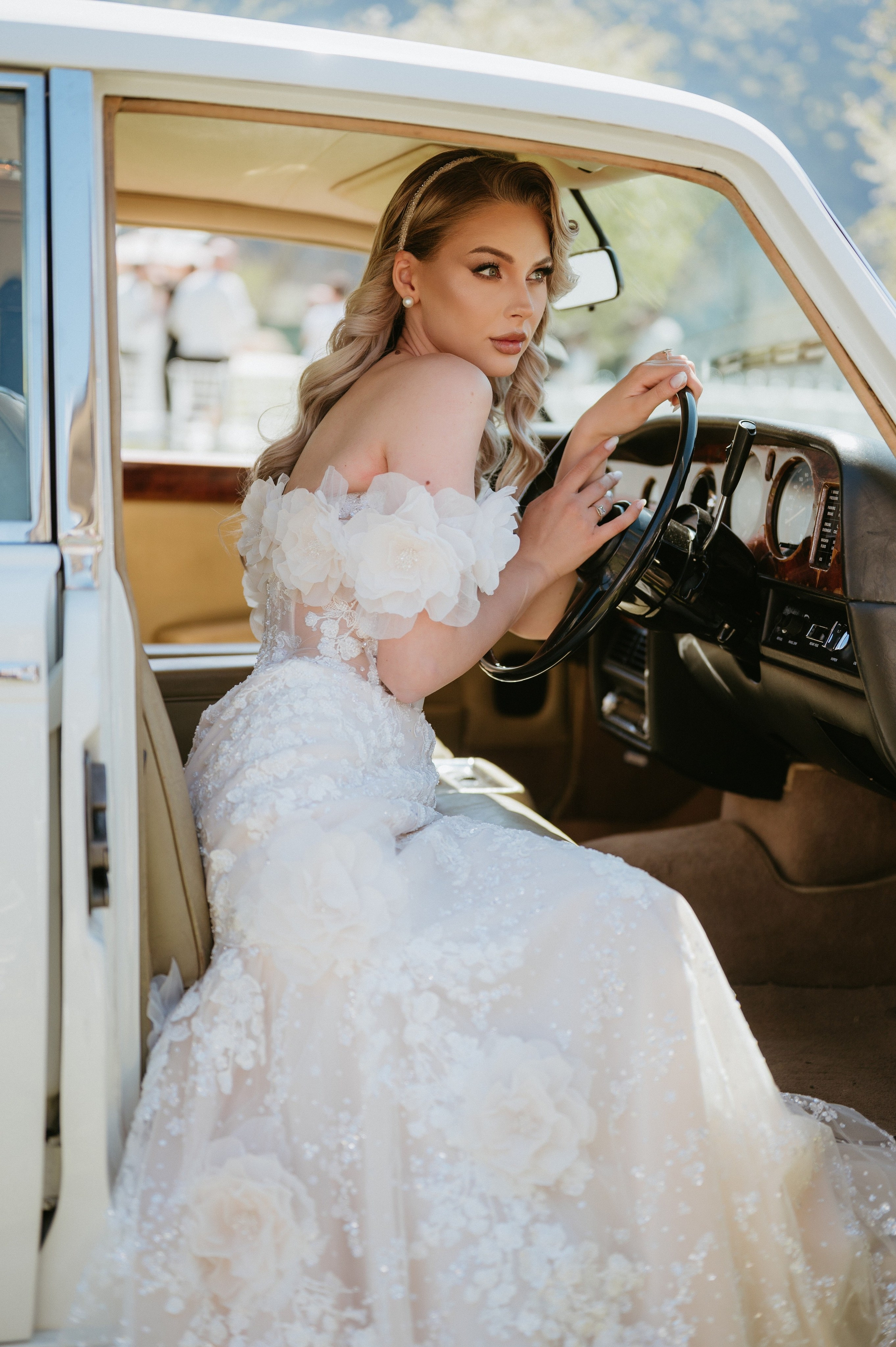 Cristina – Ședință foto bridal editorial | Valentin Melen. Valentin Melen - fotograf de nunta 🤍