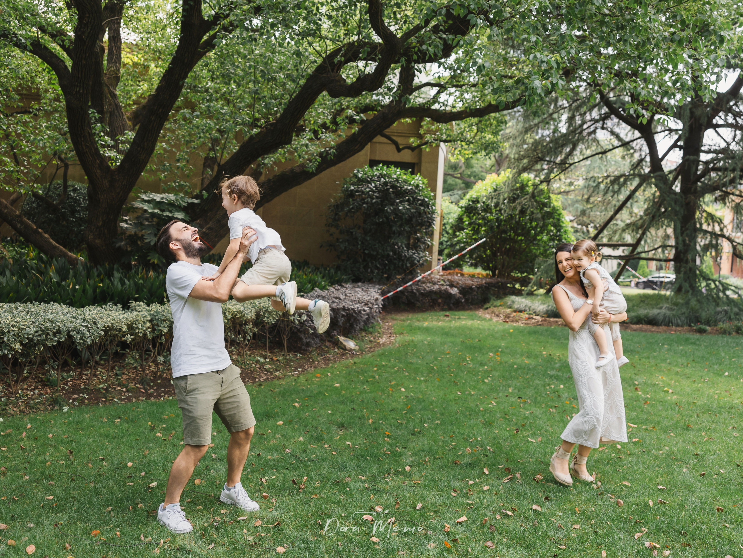 A Spanish Family of Six in Shanghai | Shanghai Family Photographer