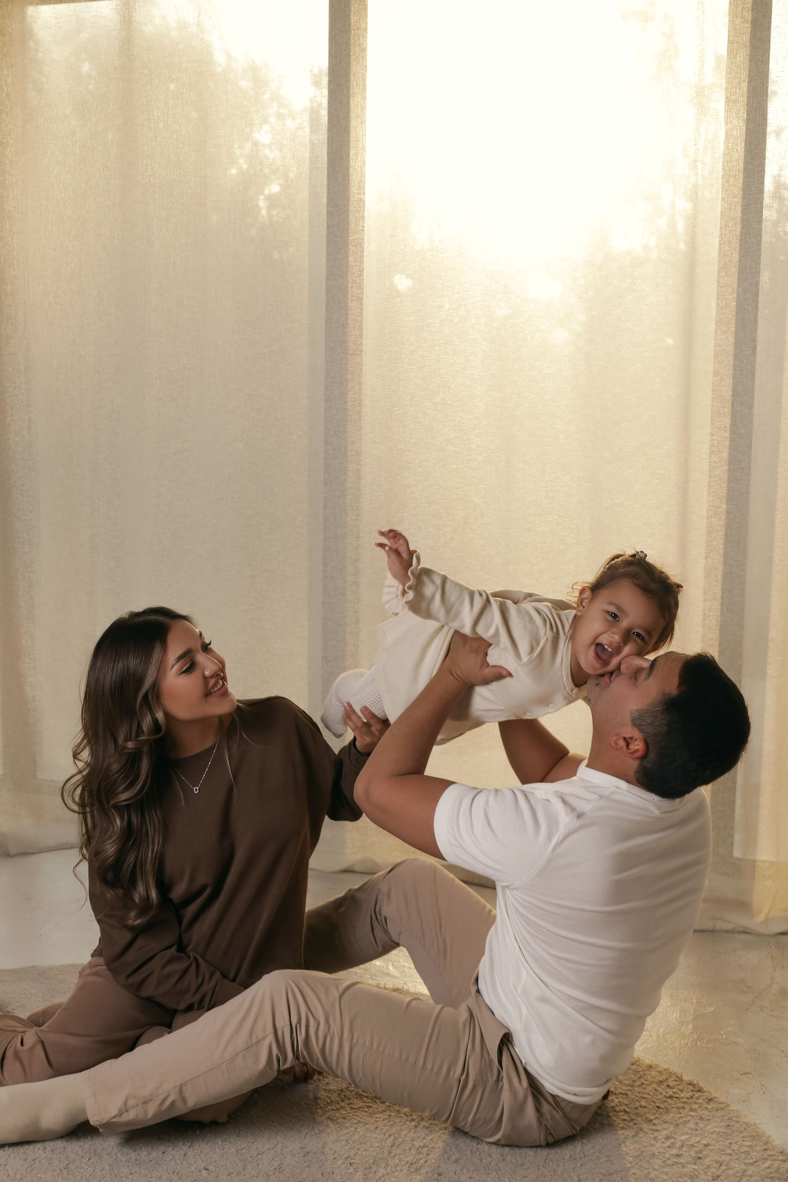 Семья. Ellaya.ph