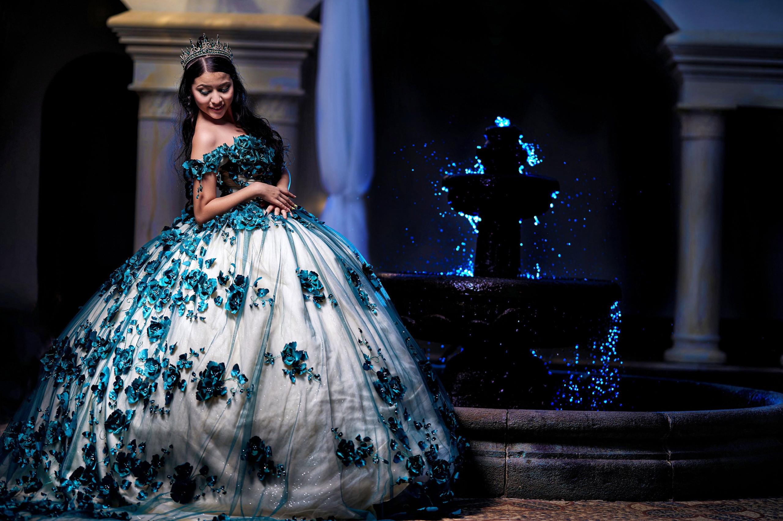 Mis 15 | Sesiones de Fotografía Modernas. Wedding Photography & Videography by ZZ Hendrick | Capturing Your Love Story in Colombia & USA