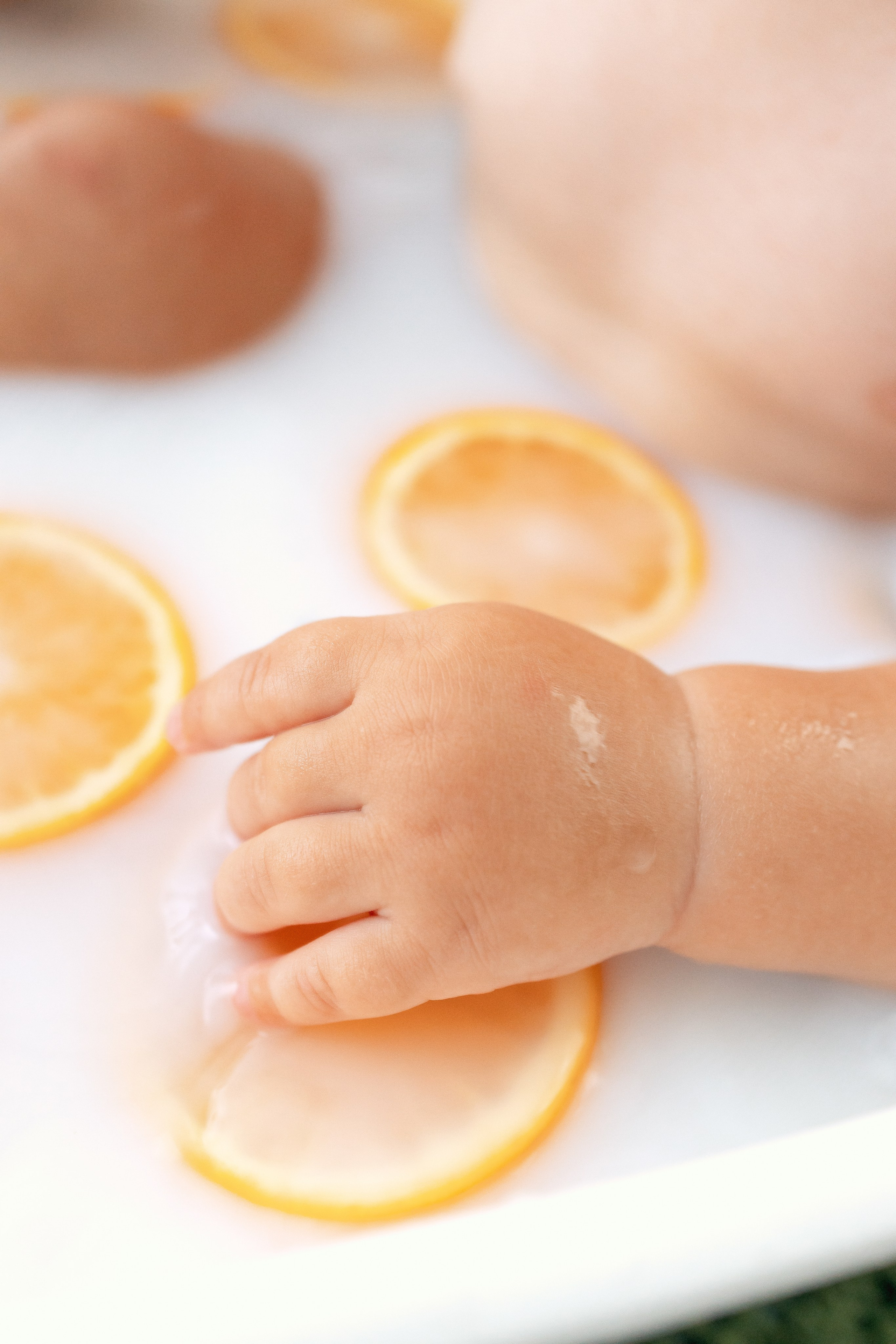 Milk bath. Anaeliseevaphoto.com