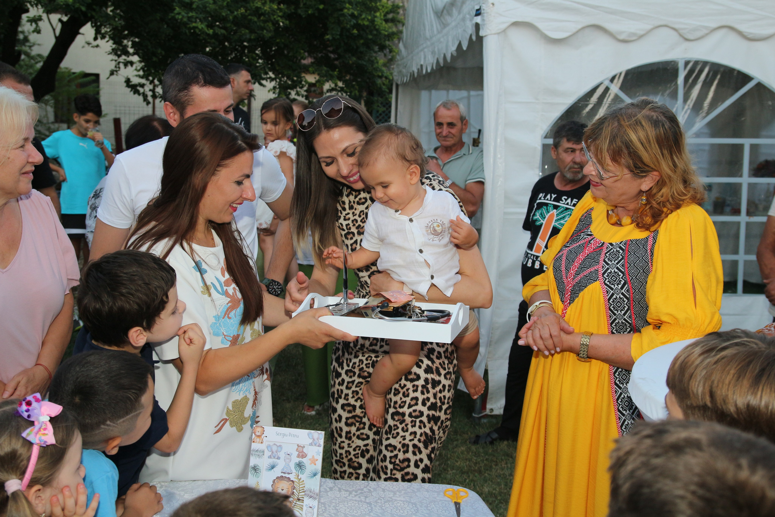 BYZO MEDIA. PETRU BYZO - family and children photographer in ROMANIA