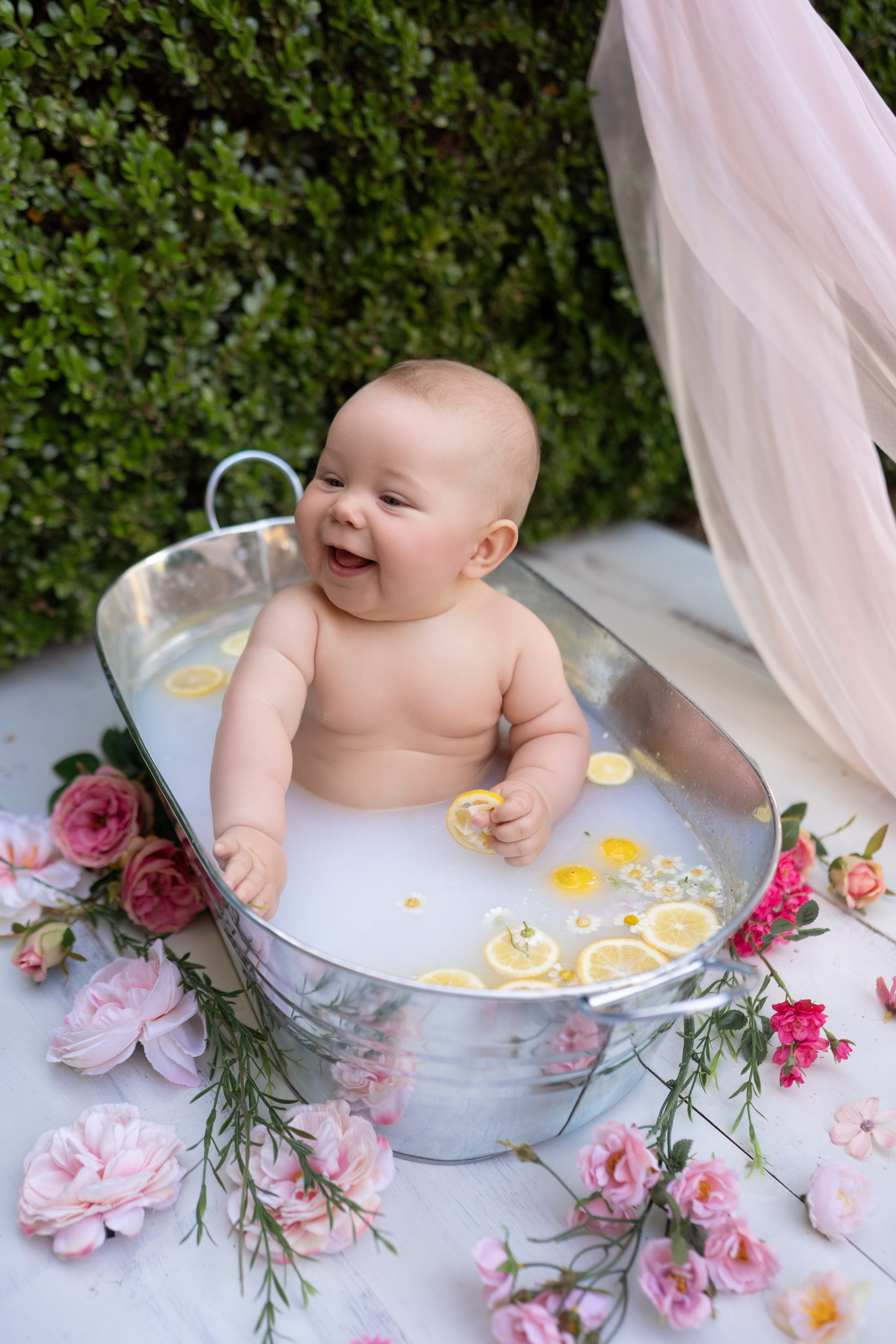 Cake Smash / First Birthday. Maternity, family and newborn photography in San Francisco Bay Area