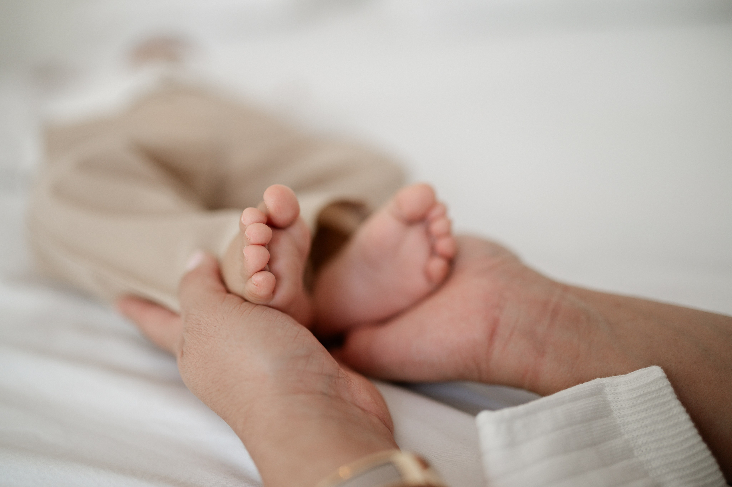 Фотосъёмка крестин — тёплые и значимые моменты. Ваш фотограф в Лиссабоне — Анна Белова