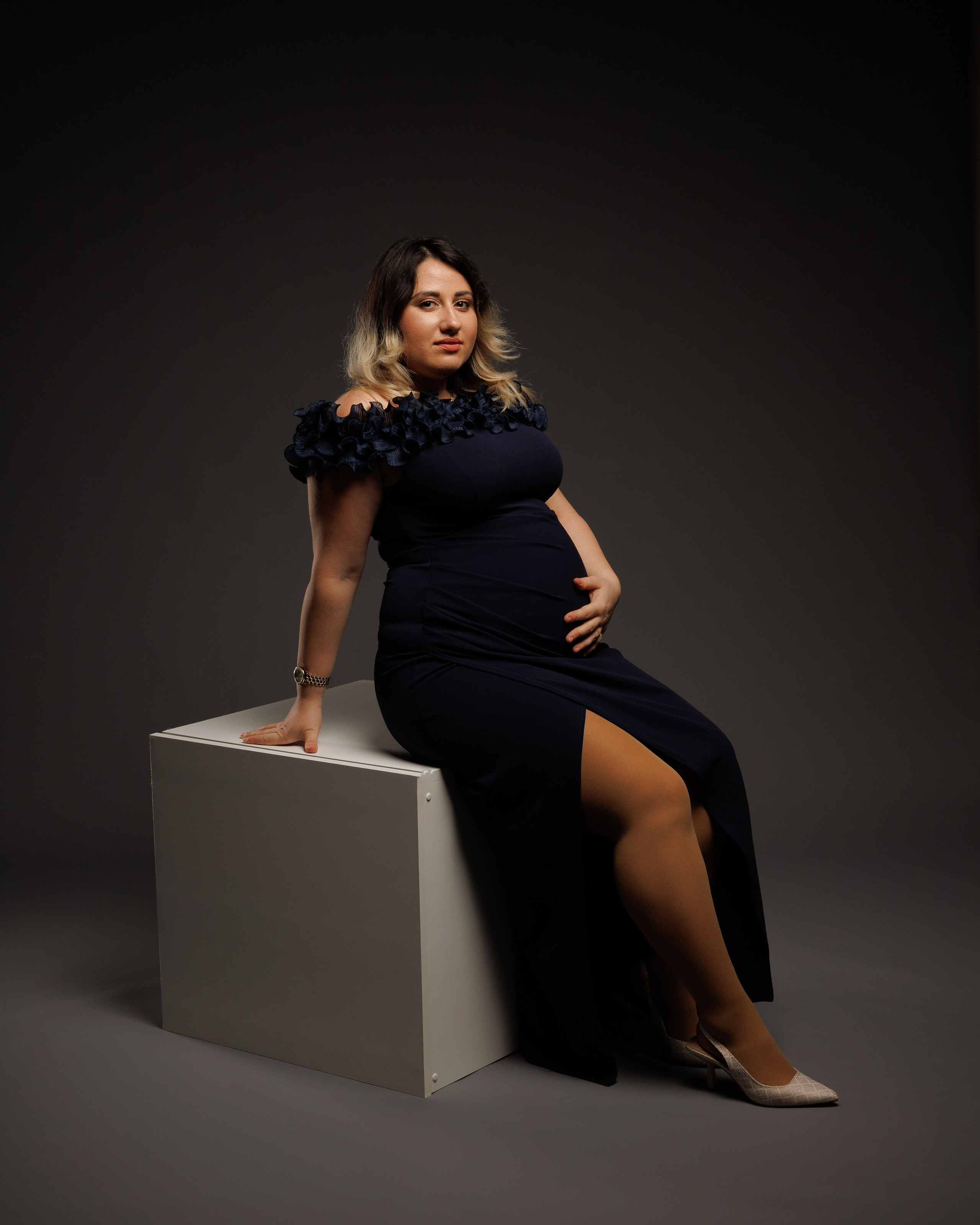 Maternity. Https://valeriubriciuc.com/
