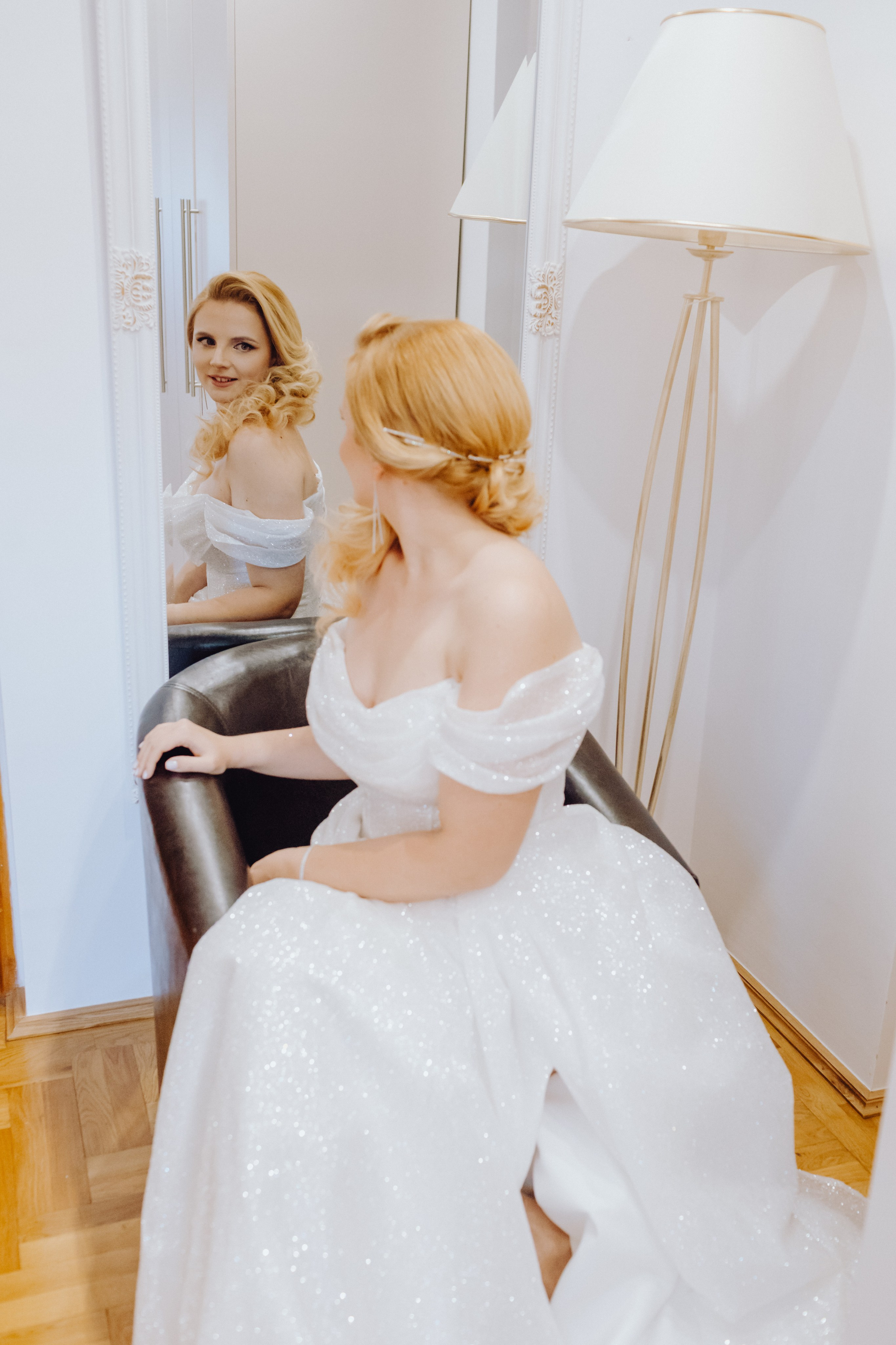 Alexandru & Maria. Wedding & couple photographer from Romania Rut Vetan