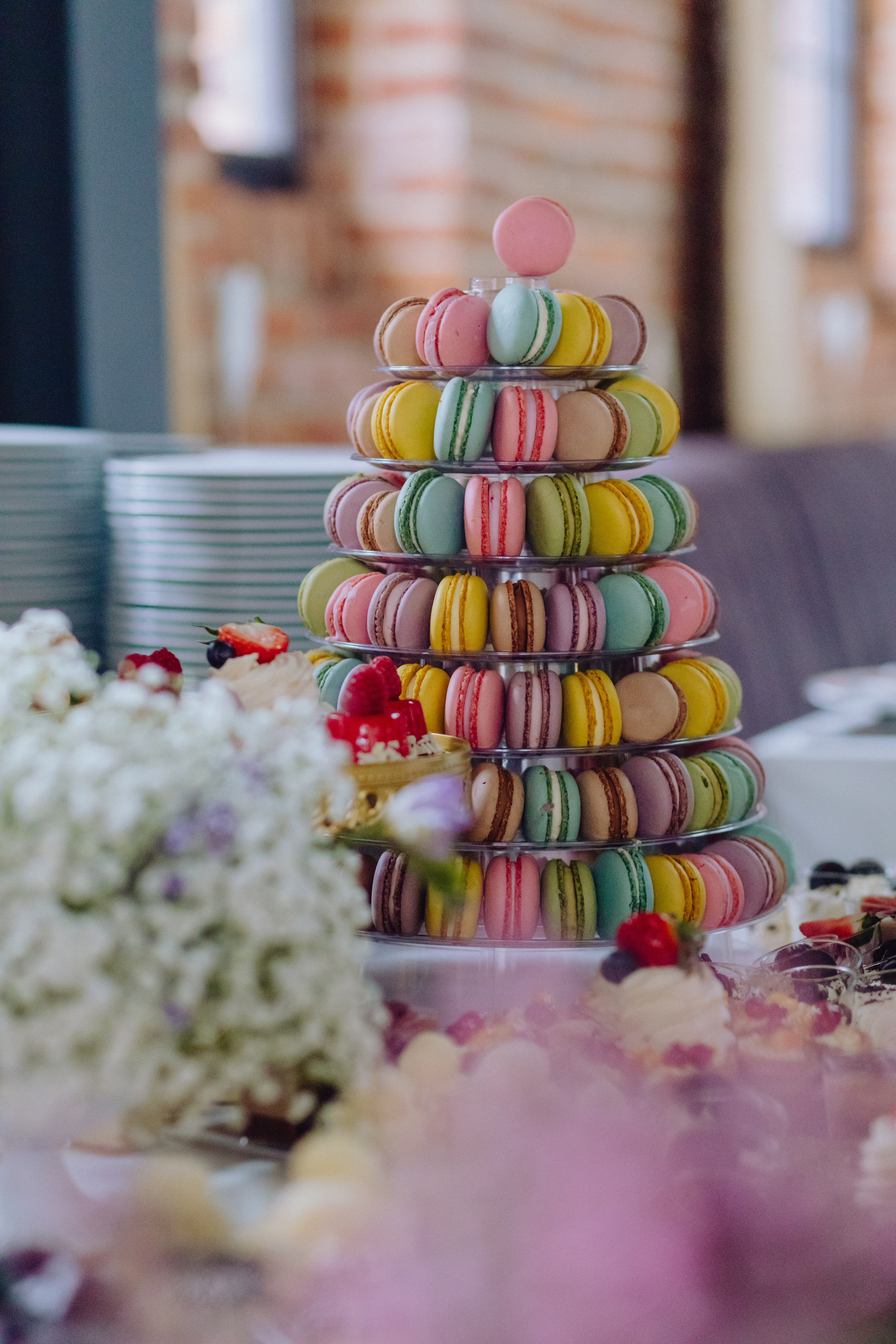 Andrei & Roxana. Wedding & couple photographer from Romania Rut Vetan