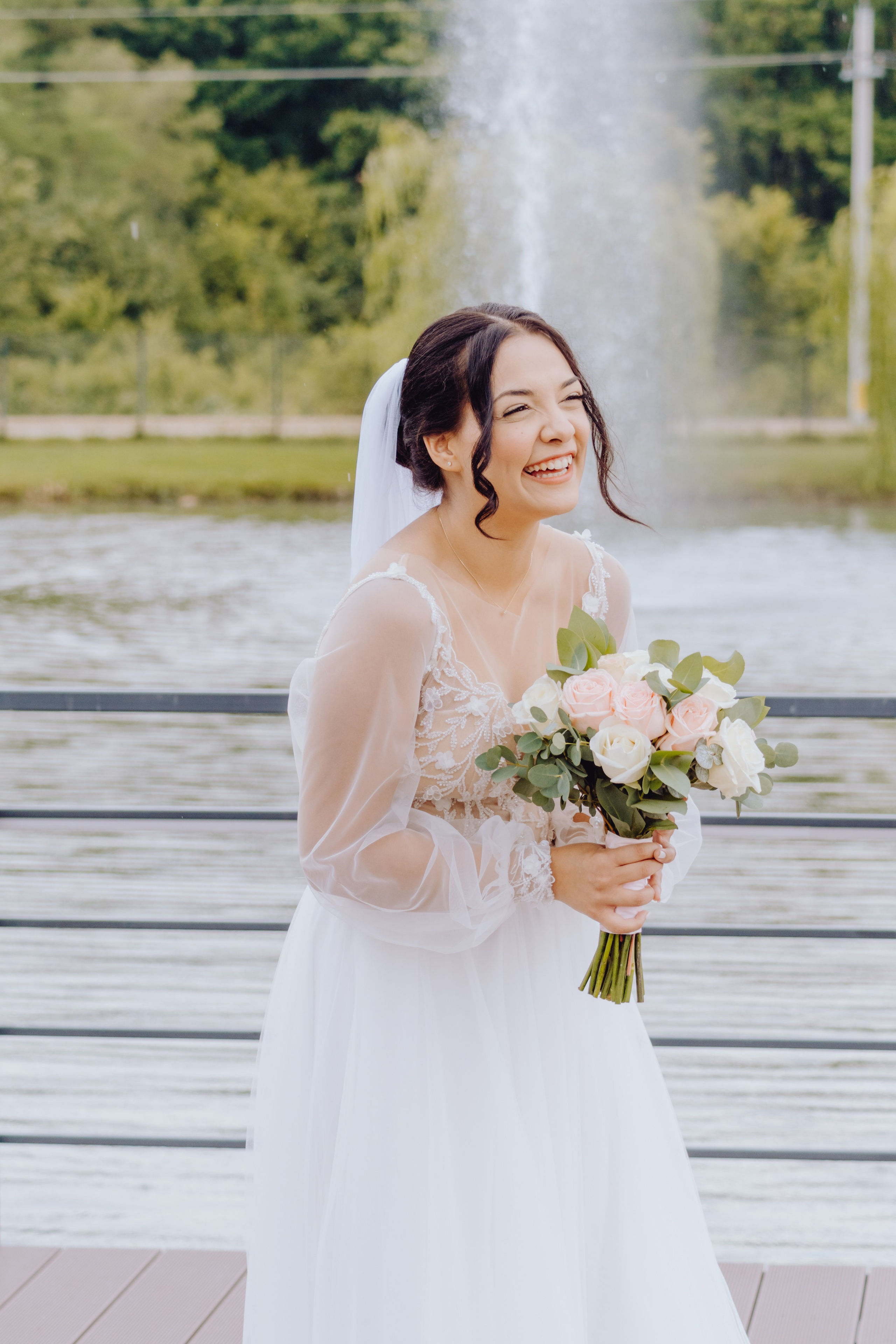 Moise & Delia. Wedding & couple photographer from Romania Rut Vetan