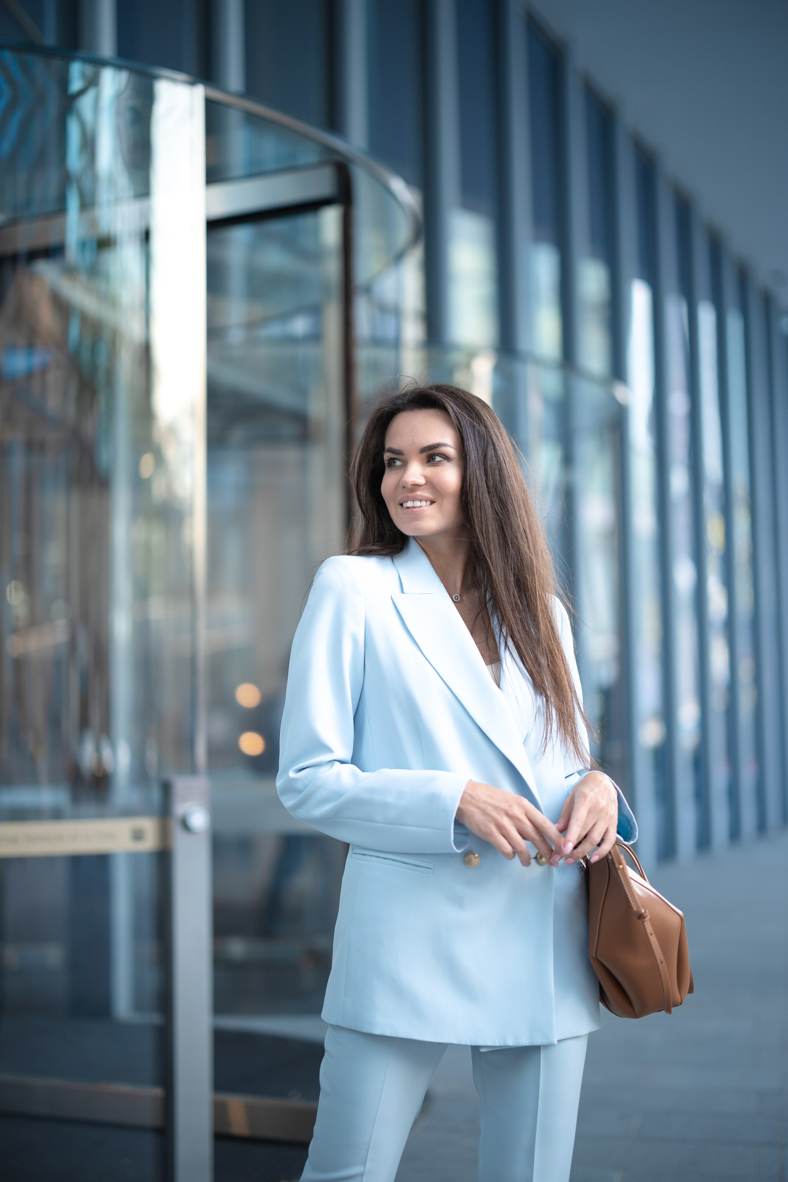 Olena, Social Media Management