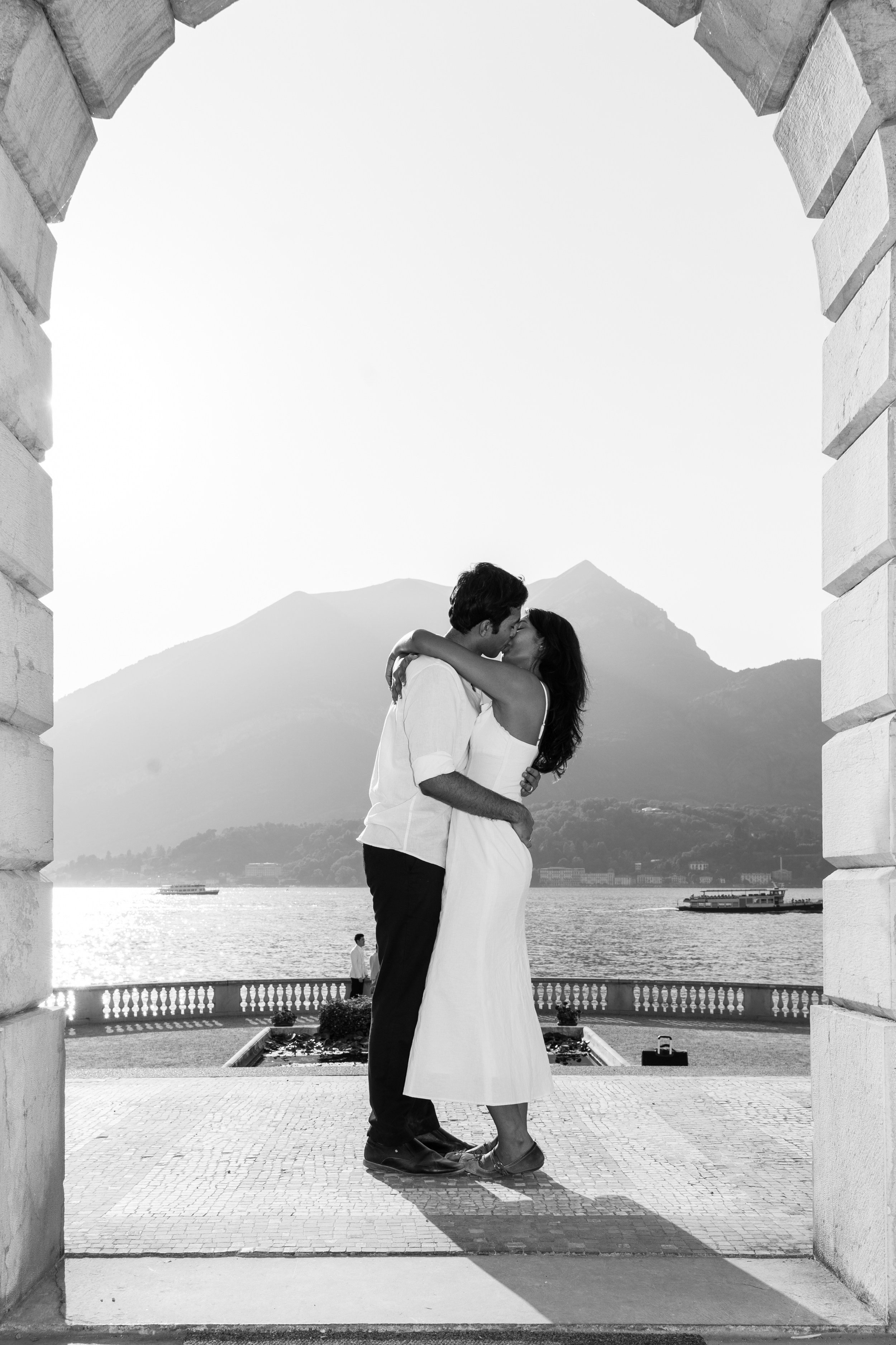 Secret Proposal at Villa Melzi, Lake Como. Lake Como Proposal Photographer | Surprise Proposals & Engagements