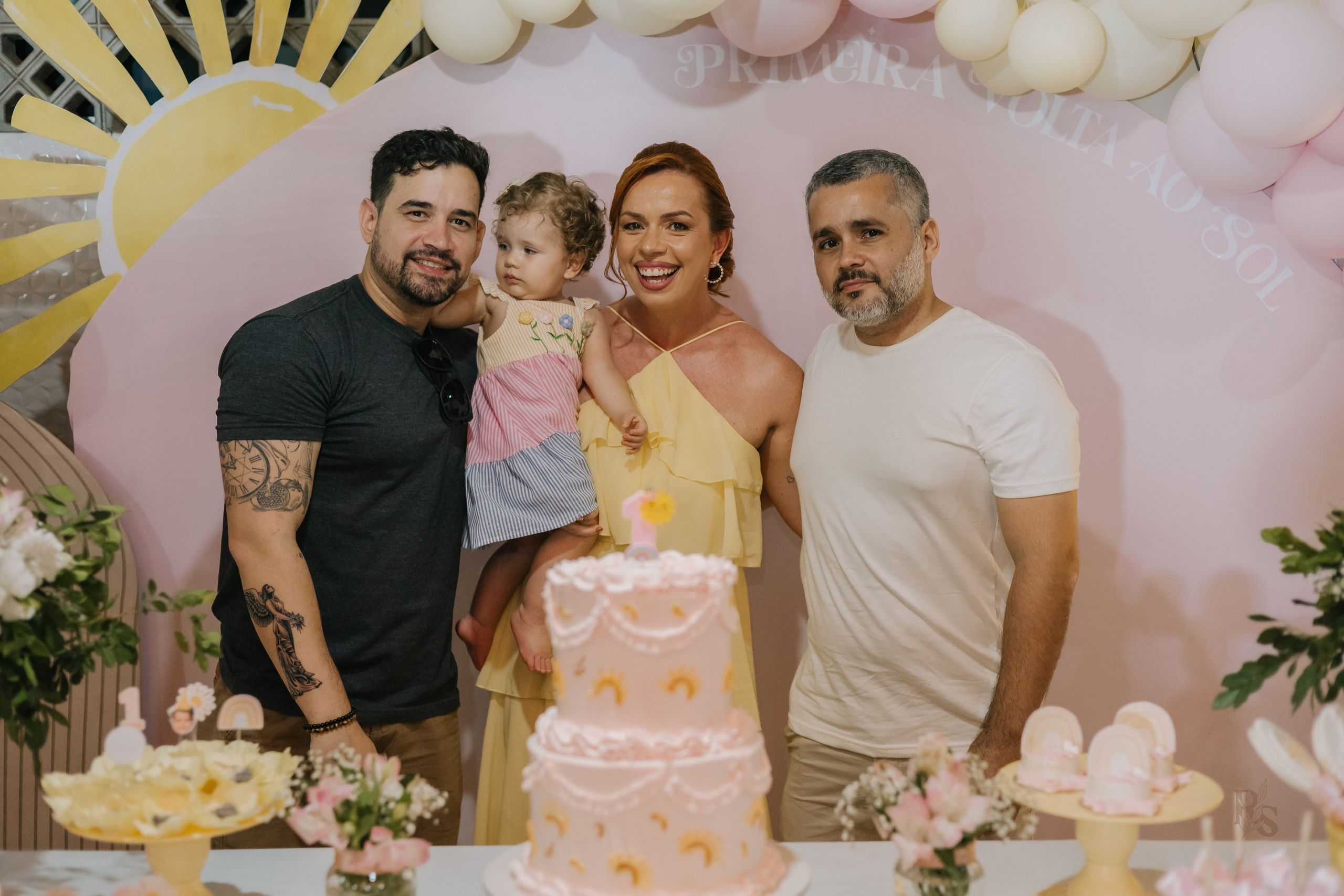 Aurora — 1 ano. Fotógrafo Richard Silvestre — Casamentos na Bahia