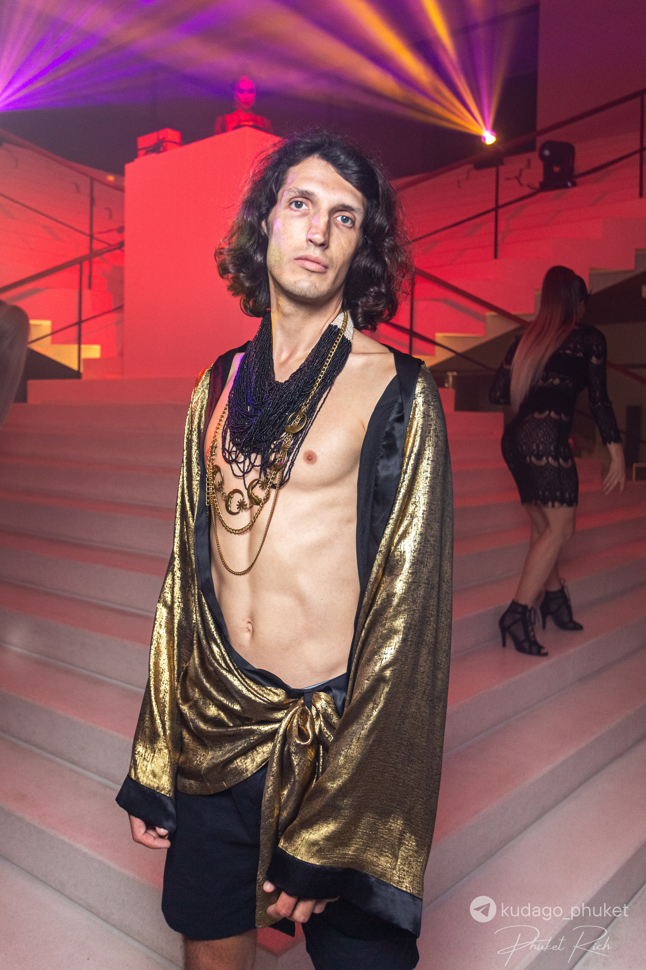 Вечеринка «Код да Винчи» | Фоторепортаж | Афиша | DAVAYSXODIM.com PHUKET. АФИША|ФОТОРЕПОРТАЖИ|ИВЕНТЫ|ПХУКЕТ