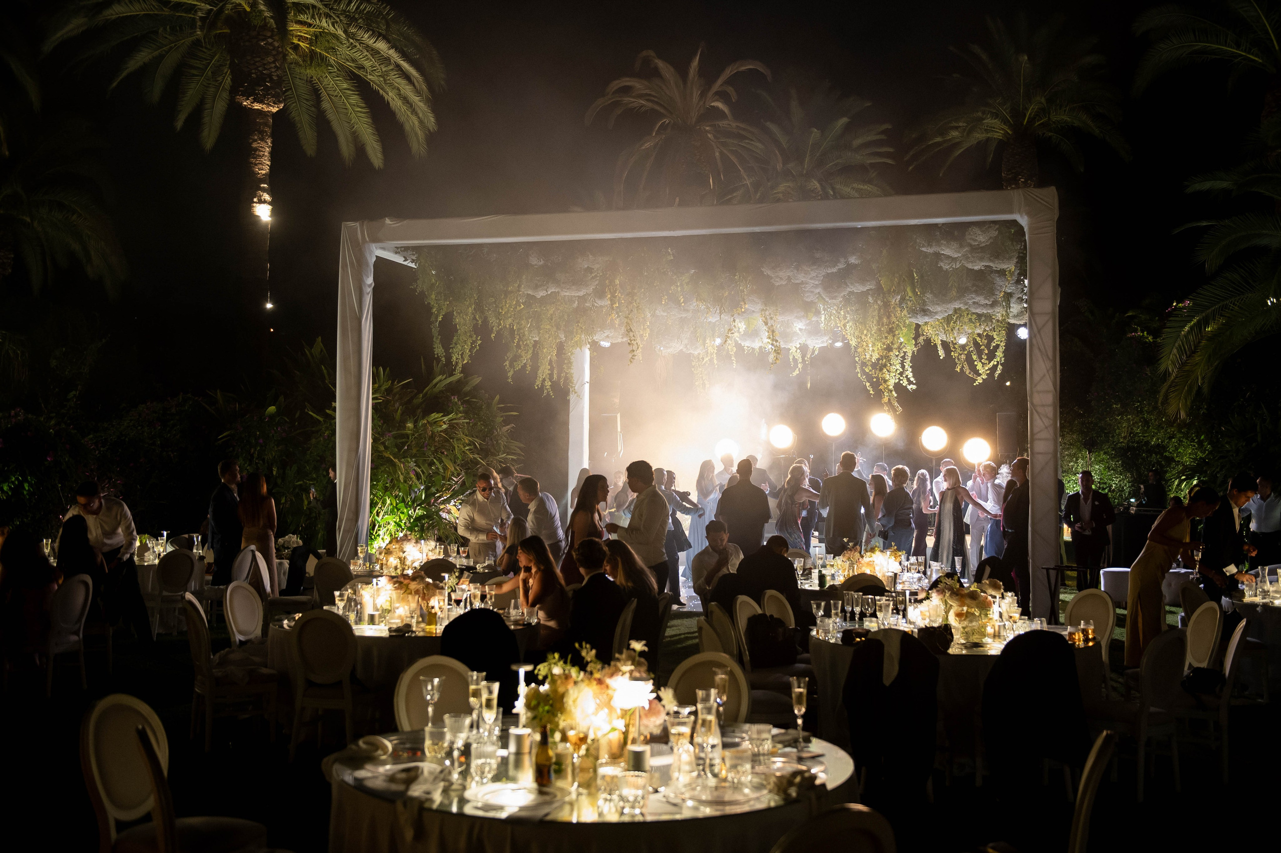 Lala & Daimen. Wedding photographer in Spain