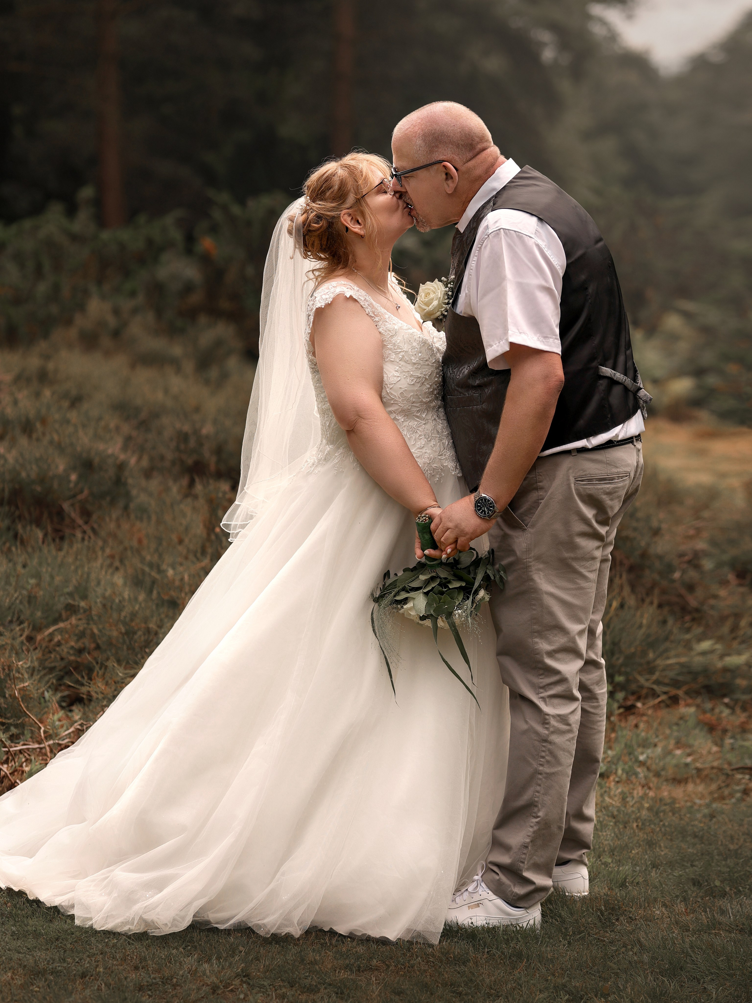 Hochzeitsfotograf Marienhafe Norden Aurich Emden Hage Berum Großheide. Familien- Fotografin in Marienhafe, Aurich, Emden, Norden, Leer