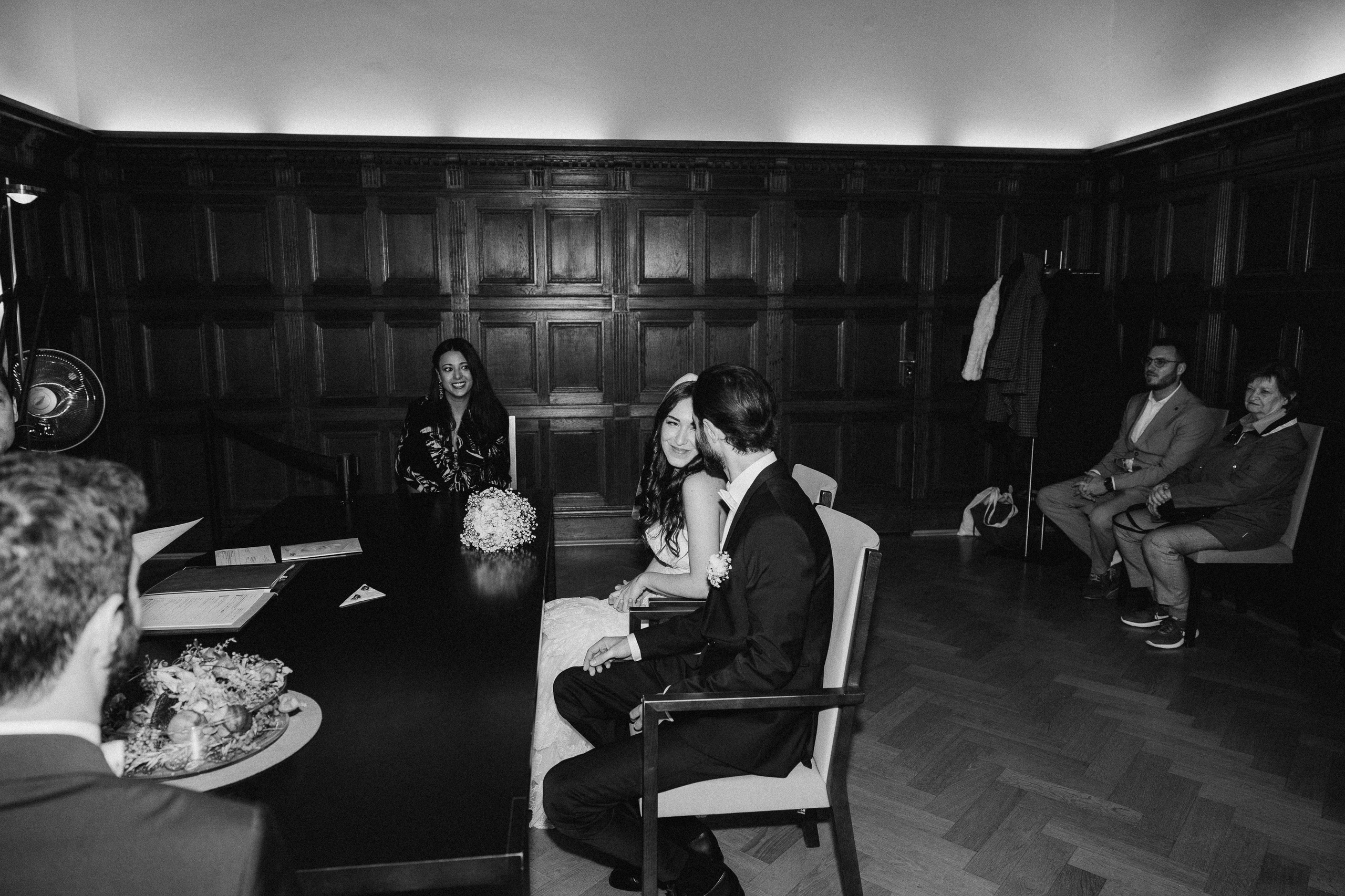 Buket & Sebastian (Düsseldorf). Familien & Hochzeitfotografin Nadja Holzmann