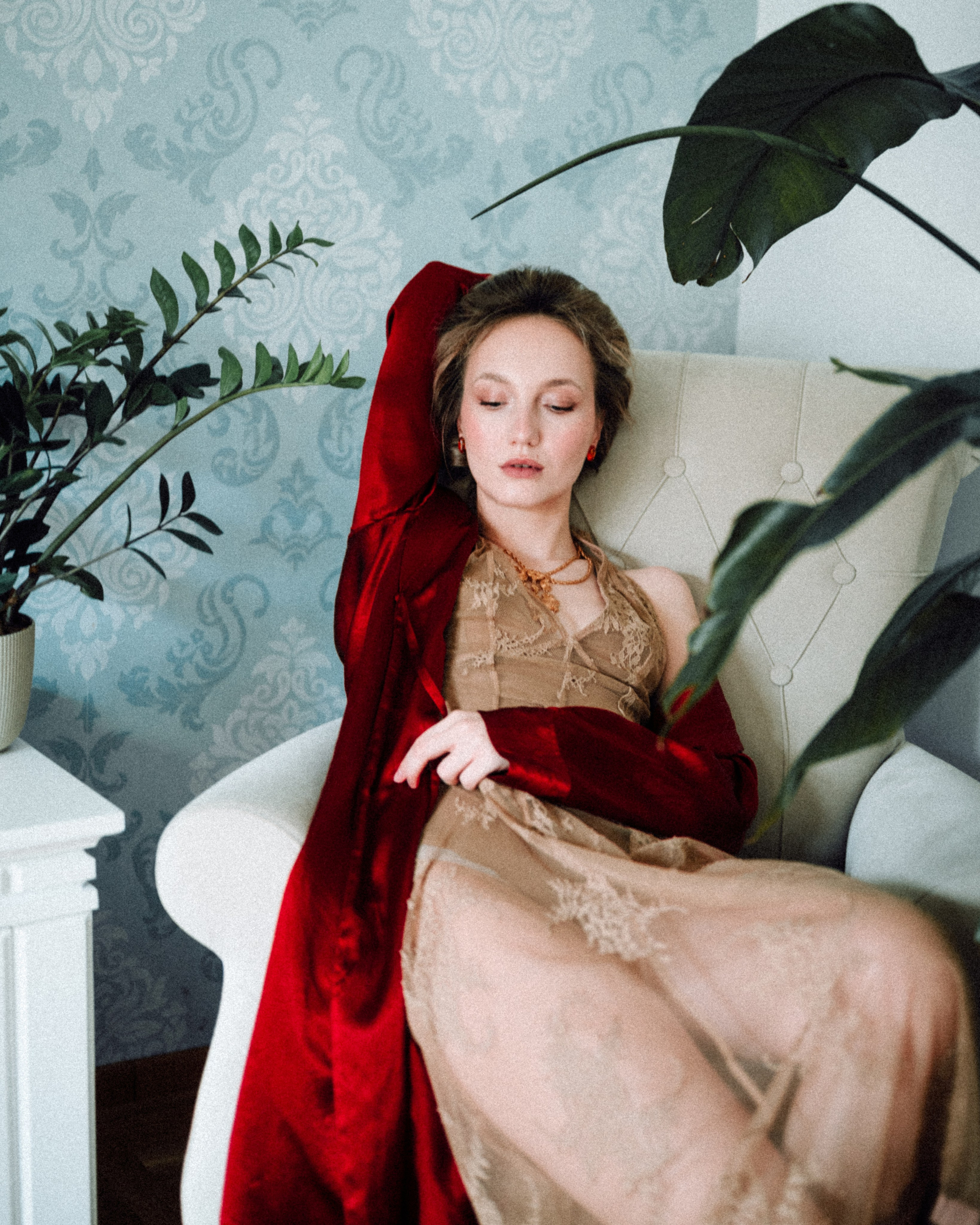 Bohemian Photoshoot Indoors. Moth & Moss Photography