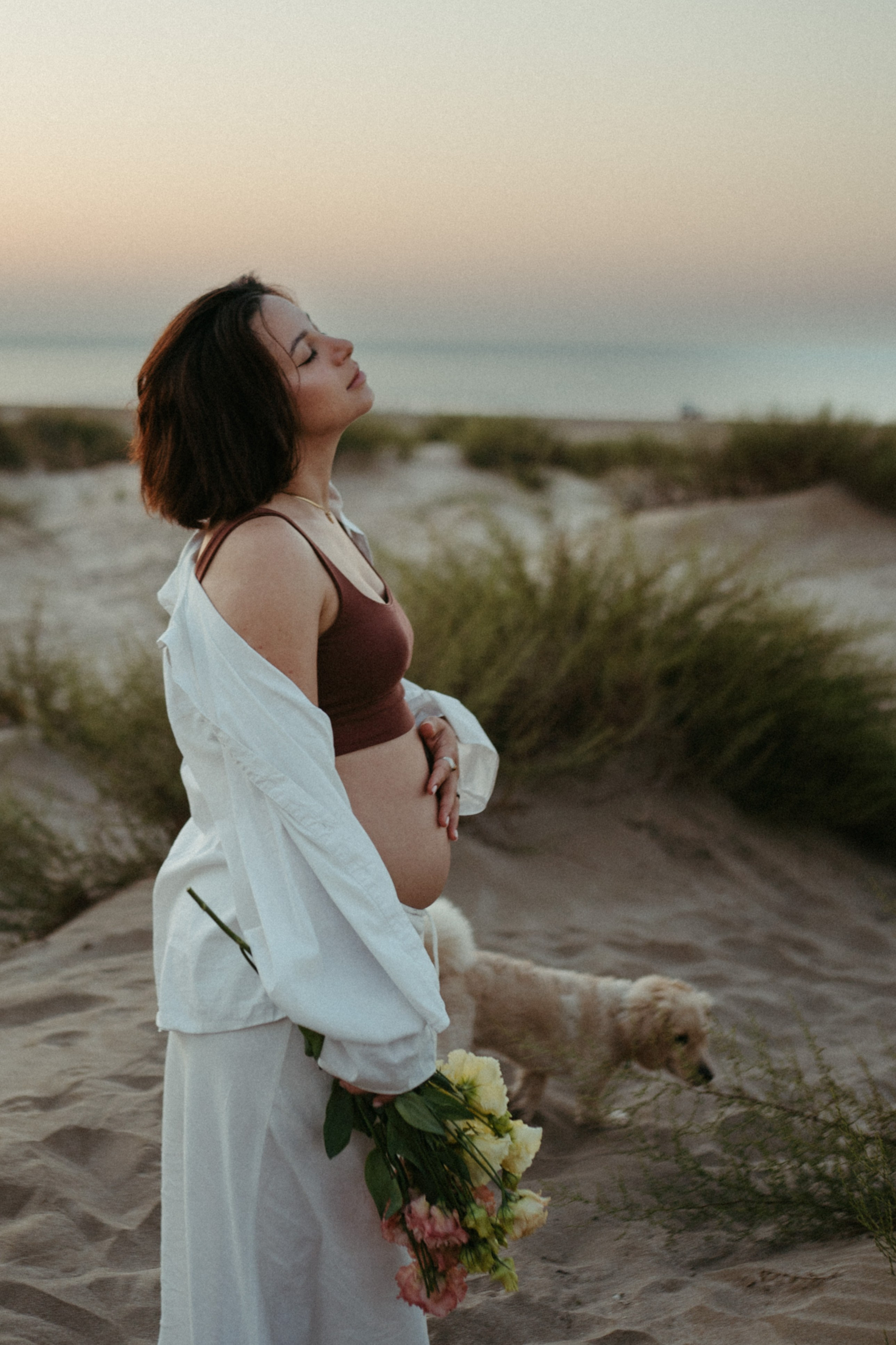 Expecting Javad. Family photographer in Saudi Arabia