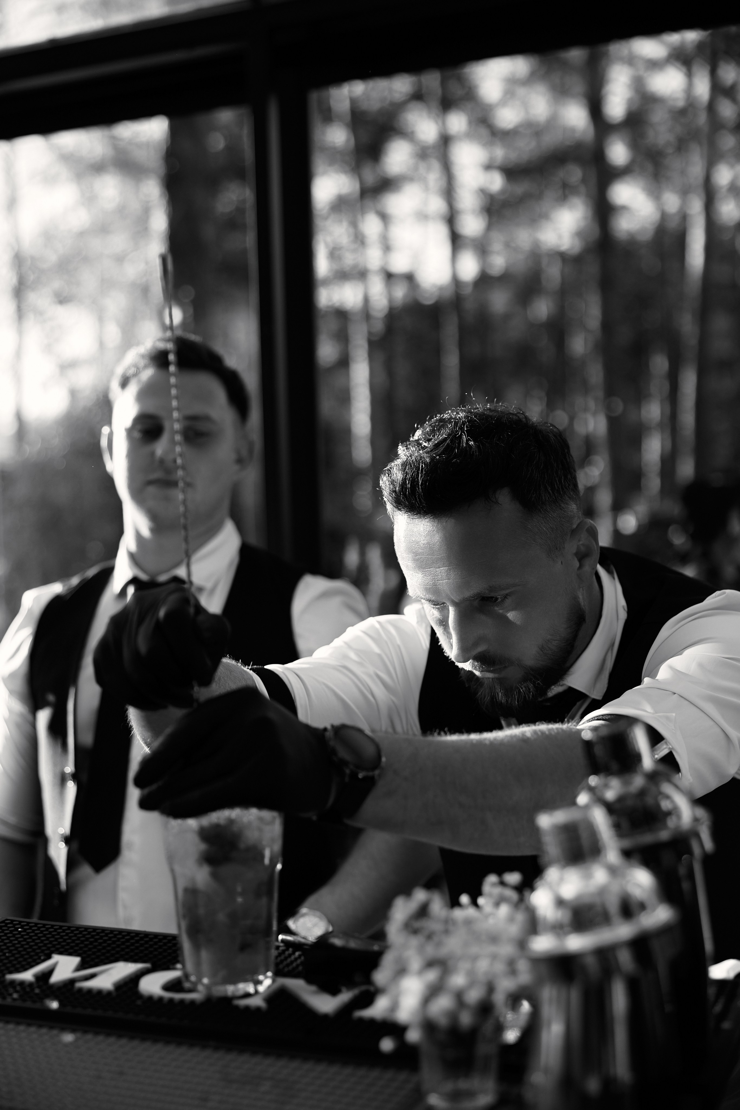 Natalia & Roman. Dworek przy lesie. Fotograf ślubny i rodzinny w Krakowie Yana Klymova