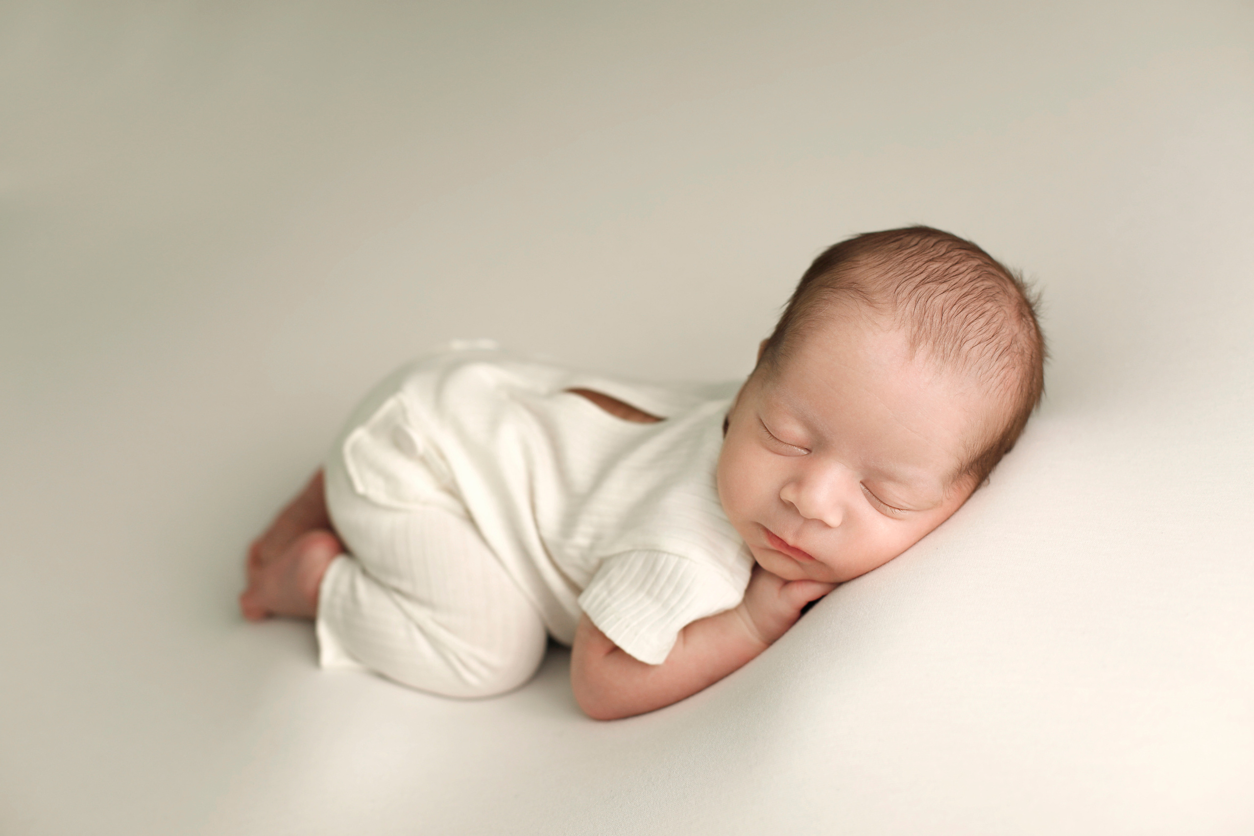 Asli Özcan. Neugeborenen Fotograf Ulm (Umgebung)