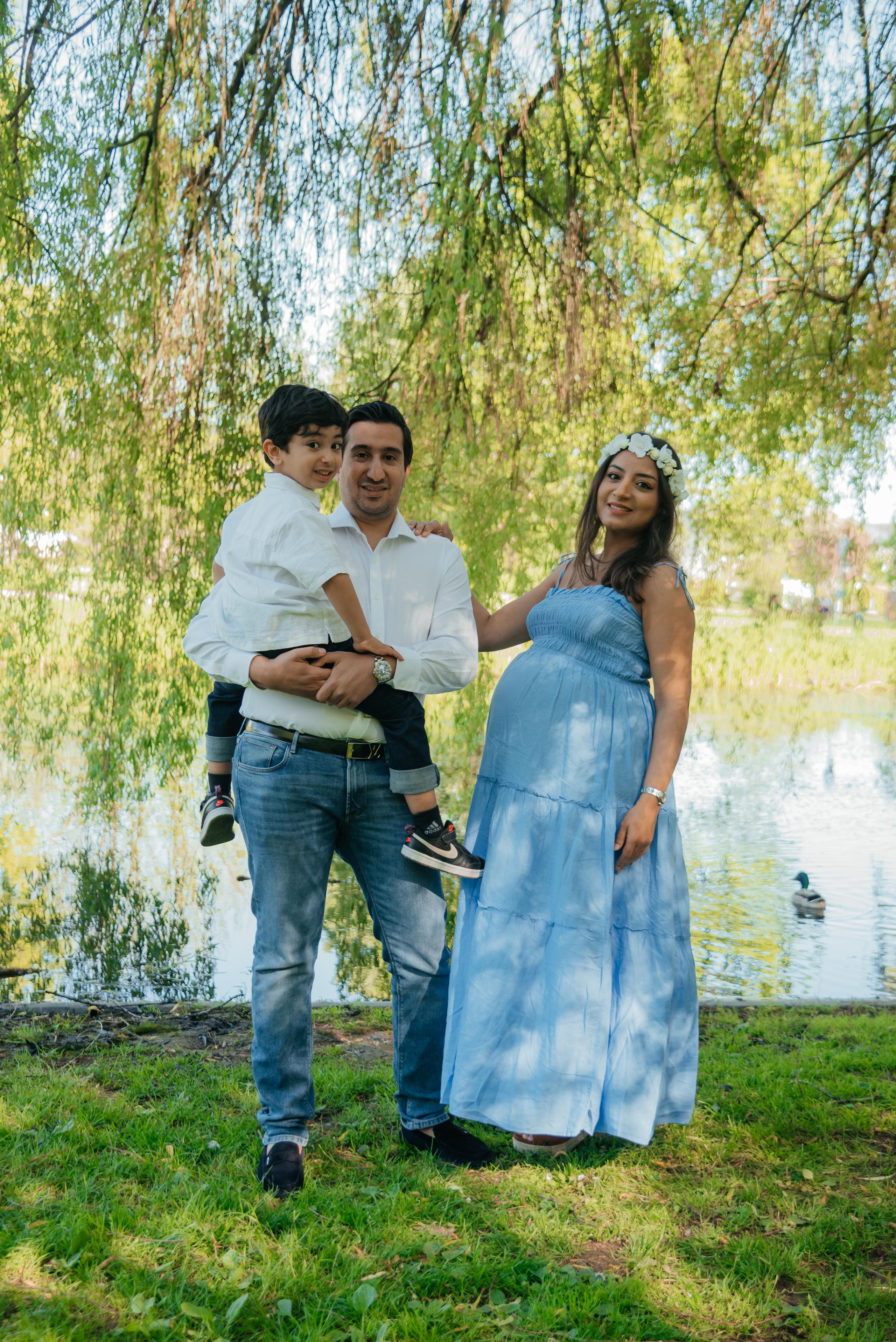 Pregnancy photoshoot outdoor Luxembourg. Photographer in Luxembourg Tanita