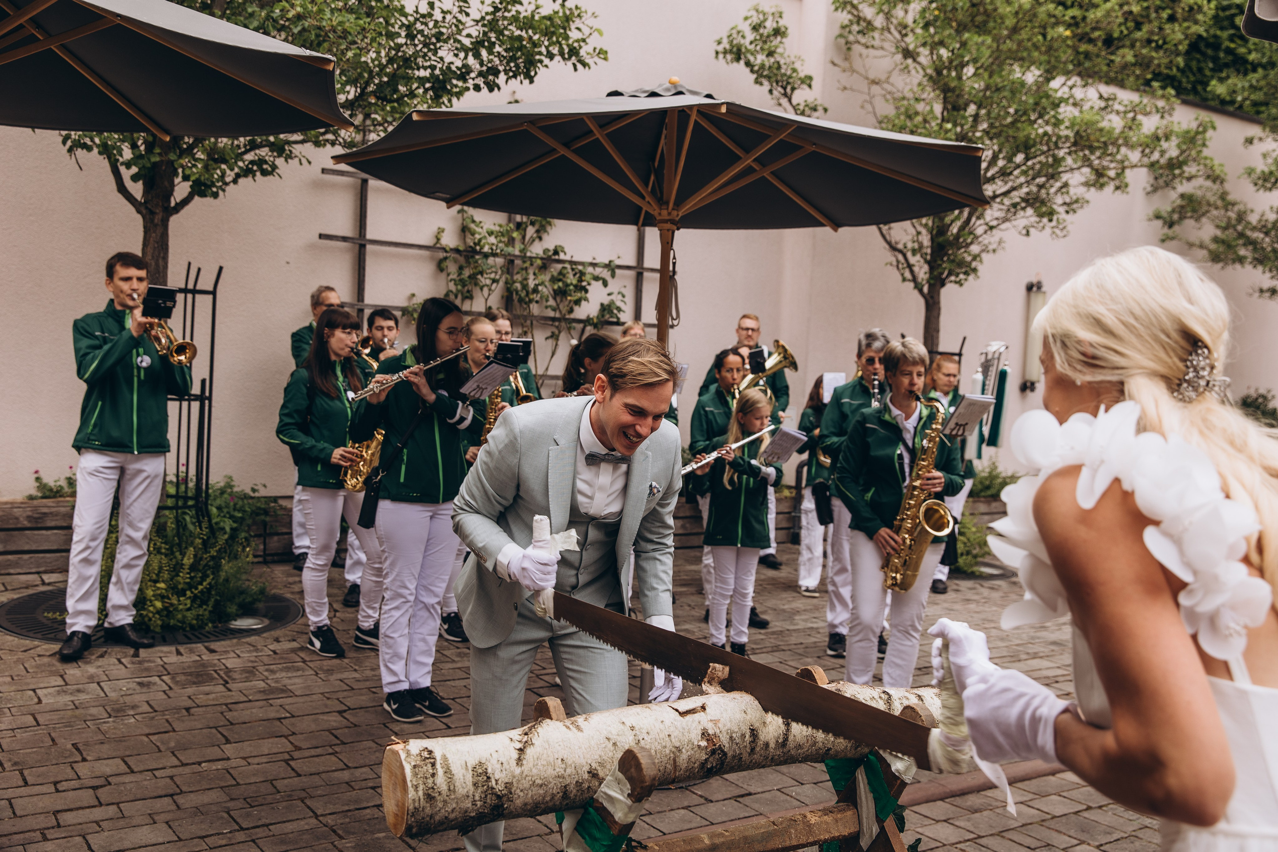 Svetlana and Yann. Hochzeitsgeschichten – Professionelle Hochzeitsfotografie & Videografie in Deutschland, Italien, Spanien und ganz Europa